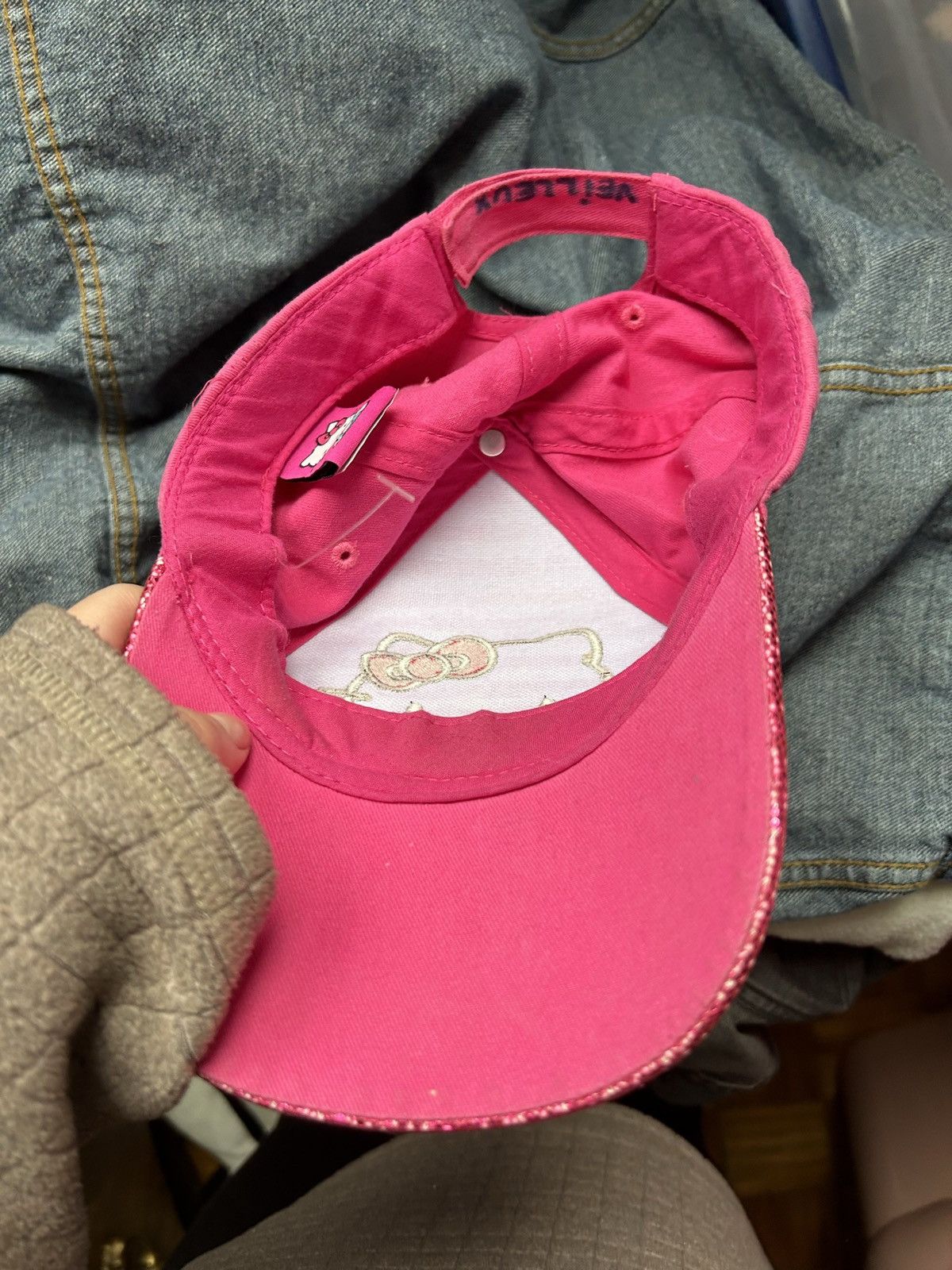 Vintage Glitter Hello Kitty baseball cap Size ONE SIZE - 3 Thumbnail