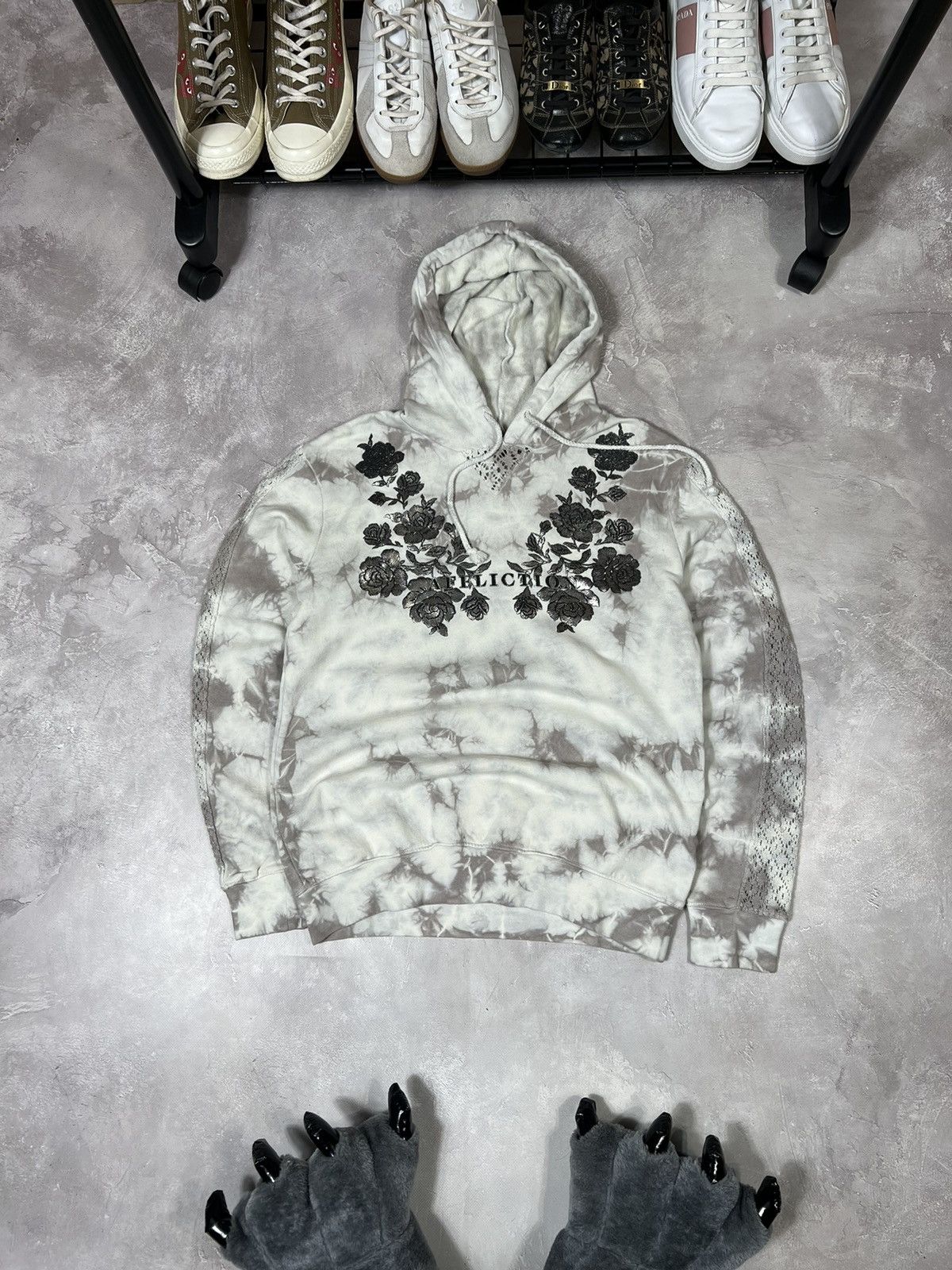 Vintage Vintage Affliction Avant-Garde Hoodie Size M / US 6-8 / IT 42-44 - 1 Thumbnail