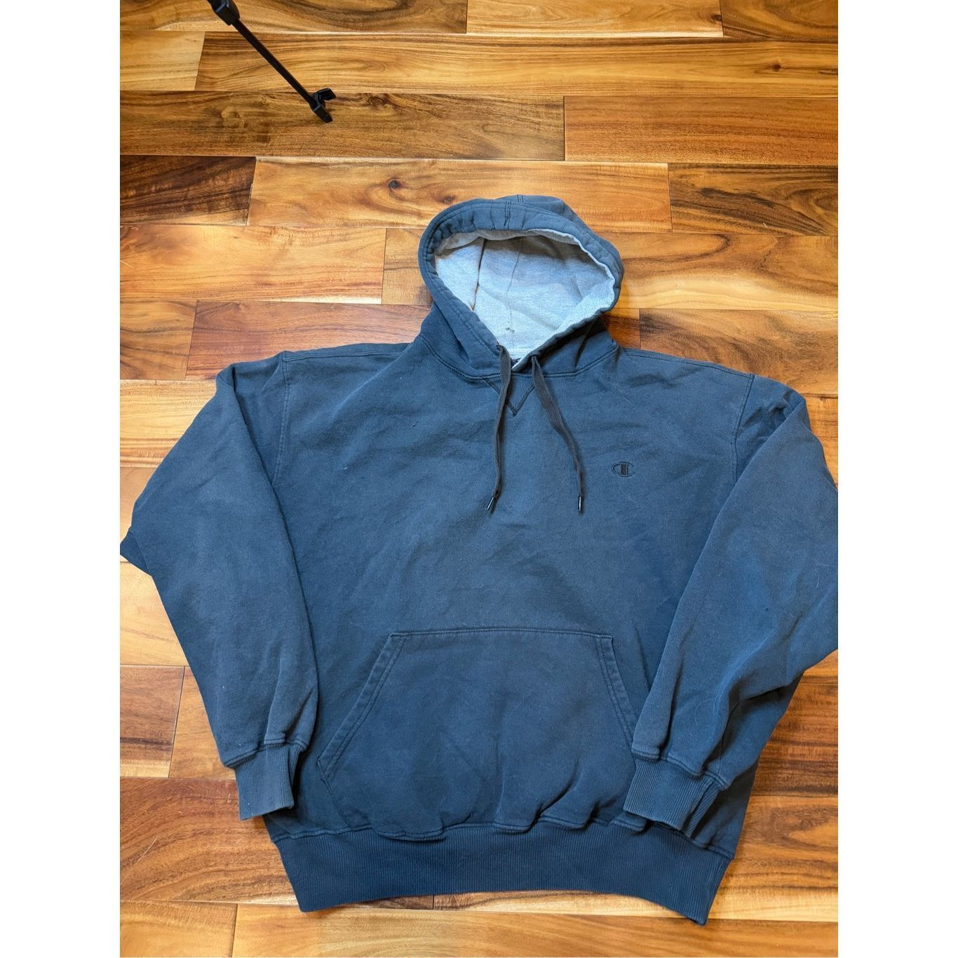 Champion Size L - Vintage Y2K Champion Embroidered hoodie essential Size US L / EU 52-54 / 3 - 1 Thumbnail