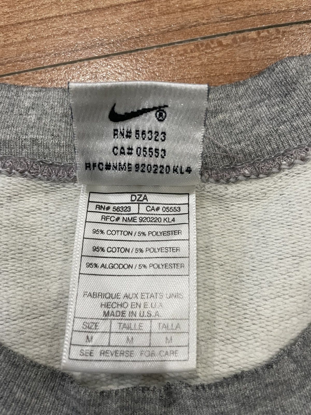 Nike Vintage Nike Grey Tag Size US M / EU 48-50 / 2 - 5 Thumbnail