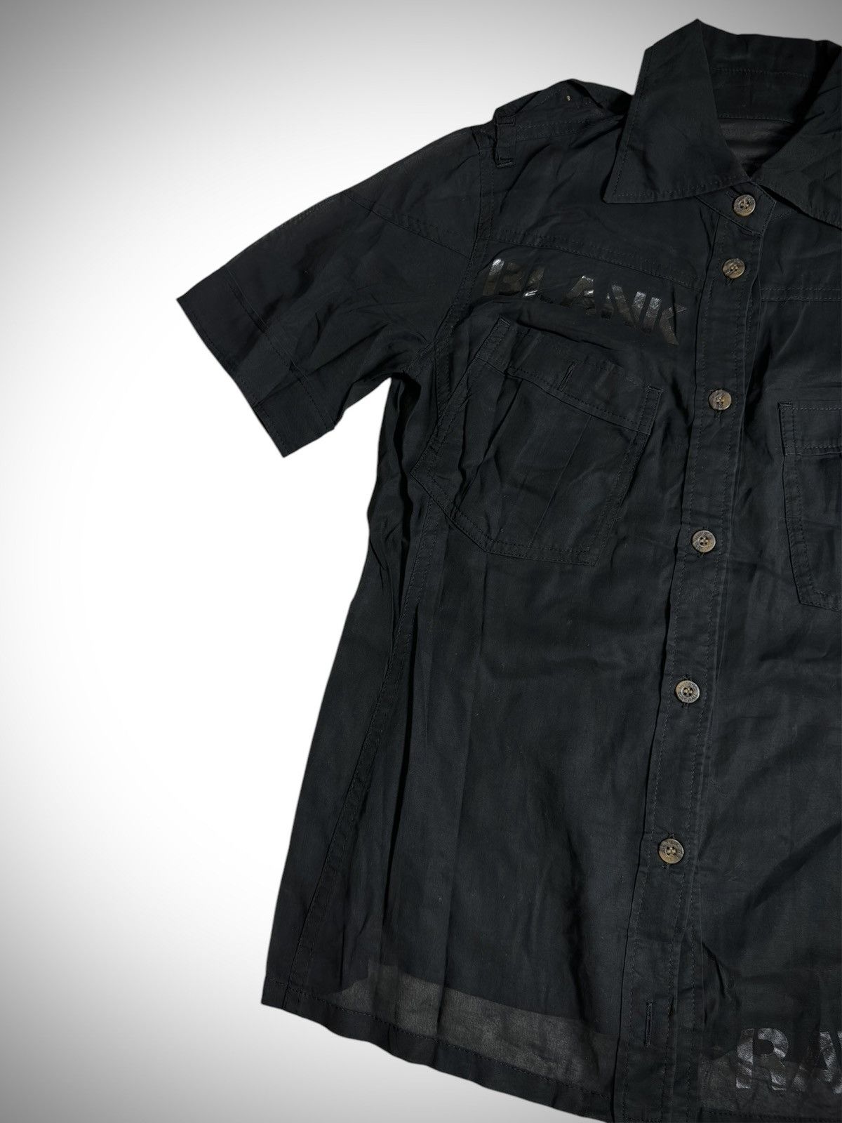 Hysteric Glamour 2000’s Hysteric Glamour - Blank Raw Power Button Shirt Size S / US 4 / IT 40 - 4 Thumbnail