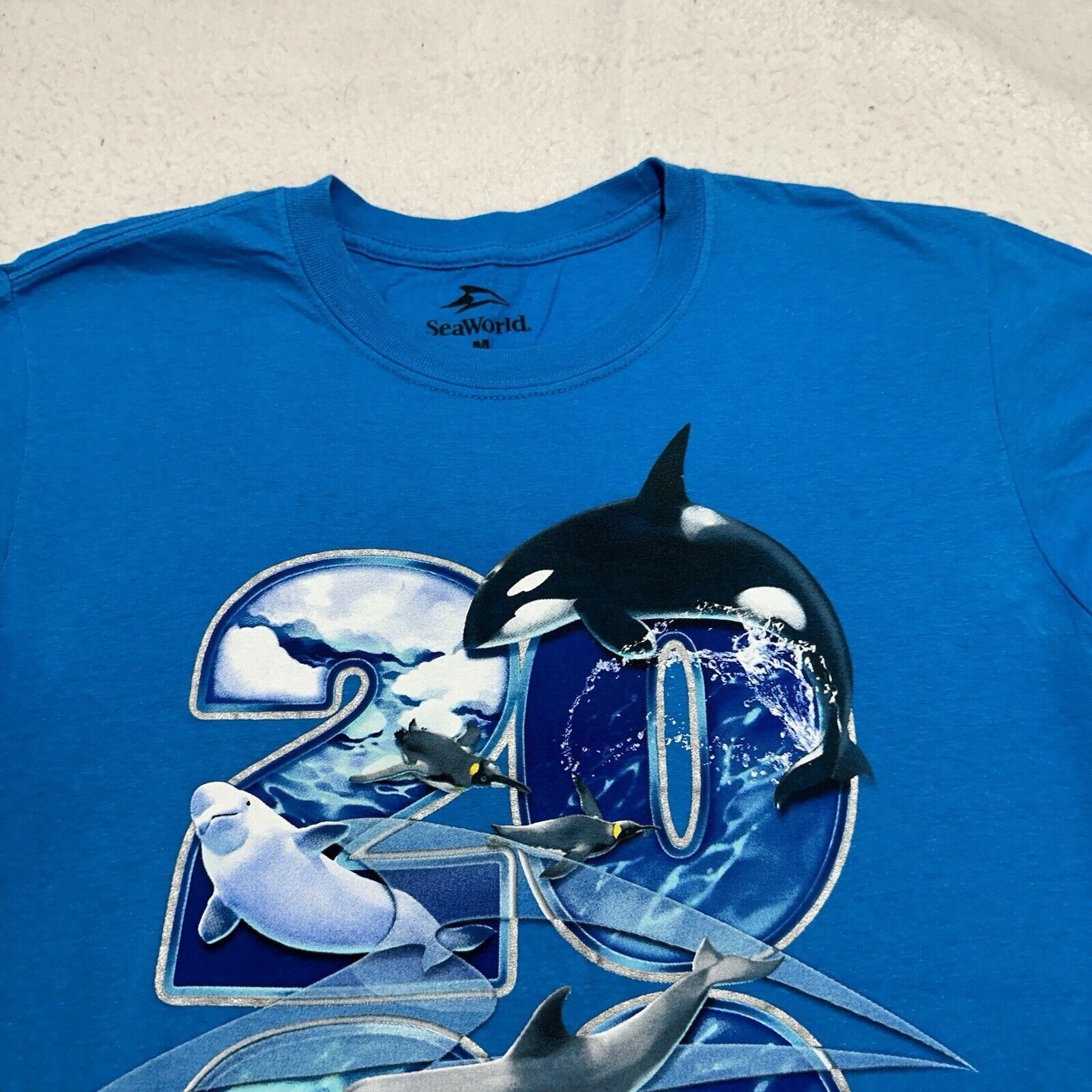 Other SeaWorld 2020 Medium Blue Animal Graphic T Shirt Crewneck Size US M / EU 48-50 / 2 - 4 Thumbnail