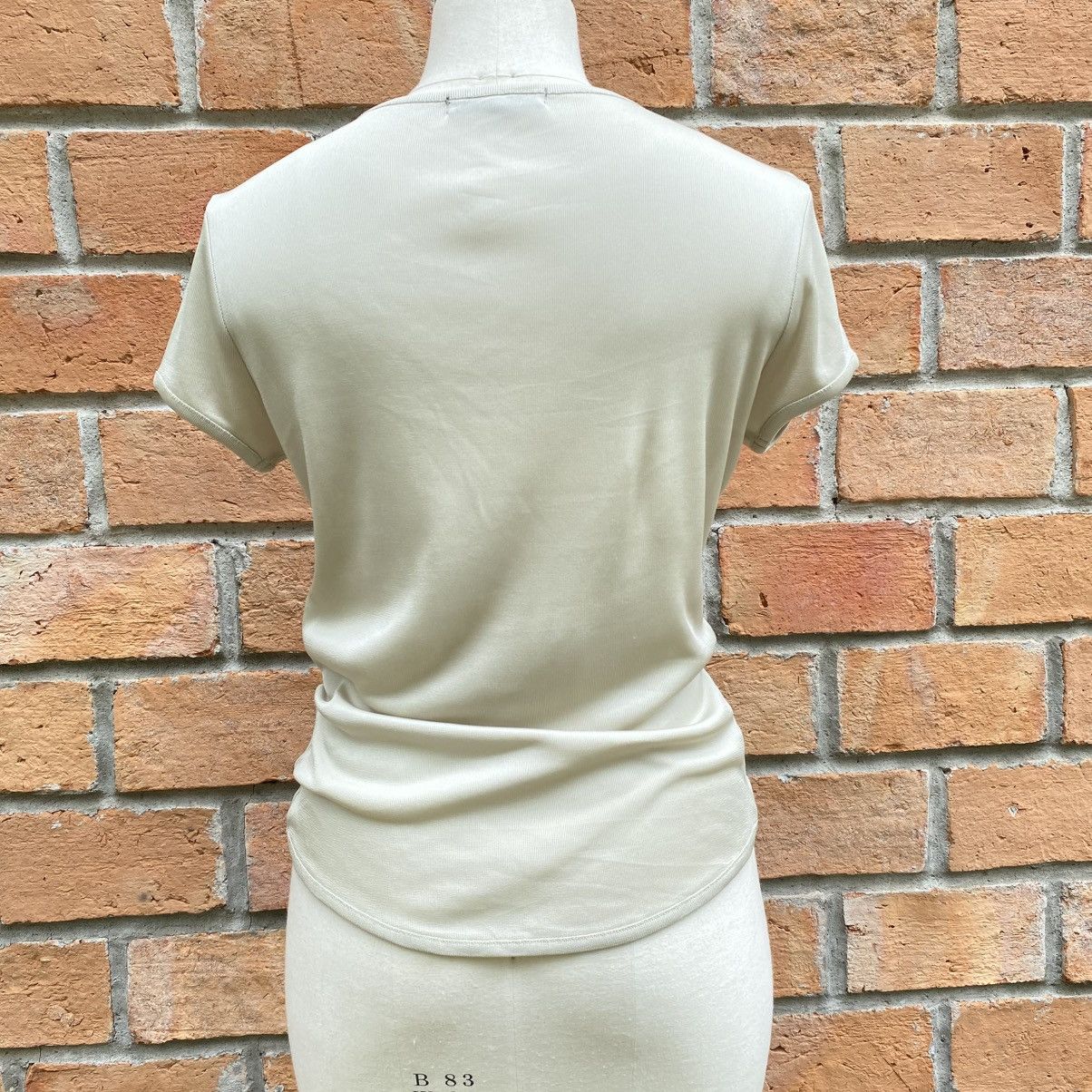 Yoshiyuki Konishi YOSHIYUKI KONISHI Soft Stretchy Fitted Tee – Beige Size M / US 6-8 / IT 42-44 - 2 Thumbnail