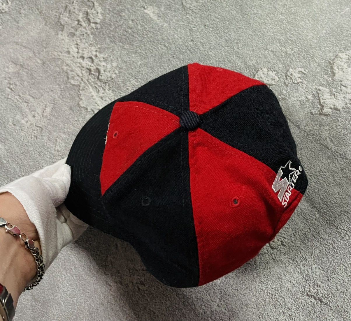 Starter Vintage 90’s STARTER Chicago Bulls NBA Wool Cap Snapback Hat Size ONE SIZE - 9 Thumbnail