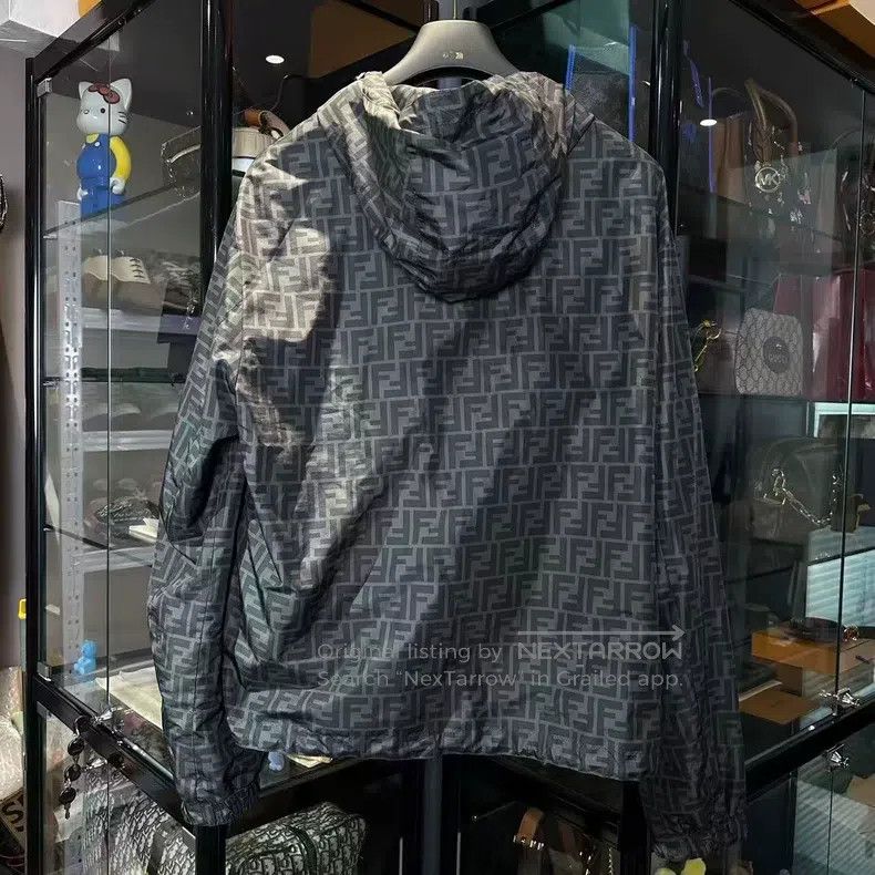 Fendi Fendi Letter Printed Two-Sided Wearable Jacket Size US M / EU 48-50 / 2 - 2 Thumbnail