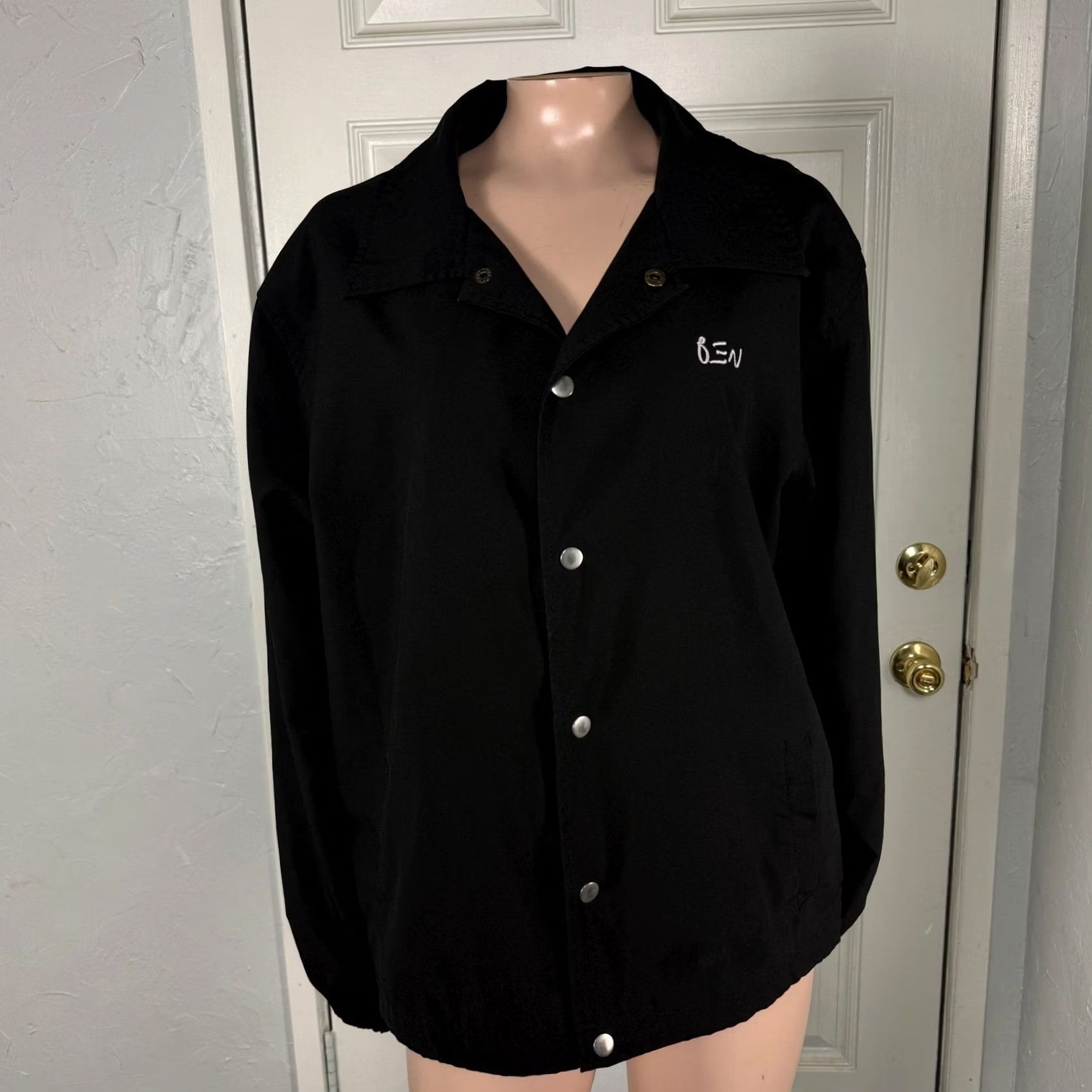 Vintage Paramore Still into You Jacket, Women's Small, Black, Snap Closure, Lined, Polyester, Travel, Vintage No, Modern Basic Coat Size S / US 4 / IT 40 - 2 Thumbnail