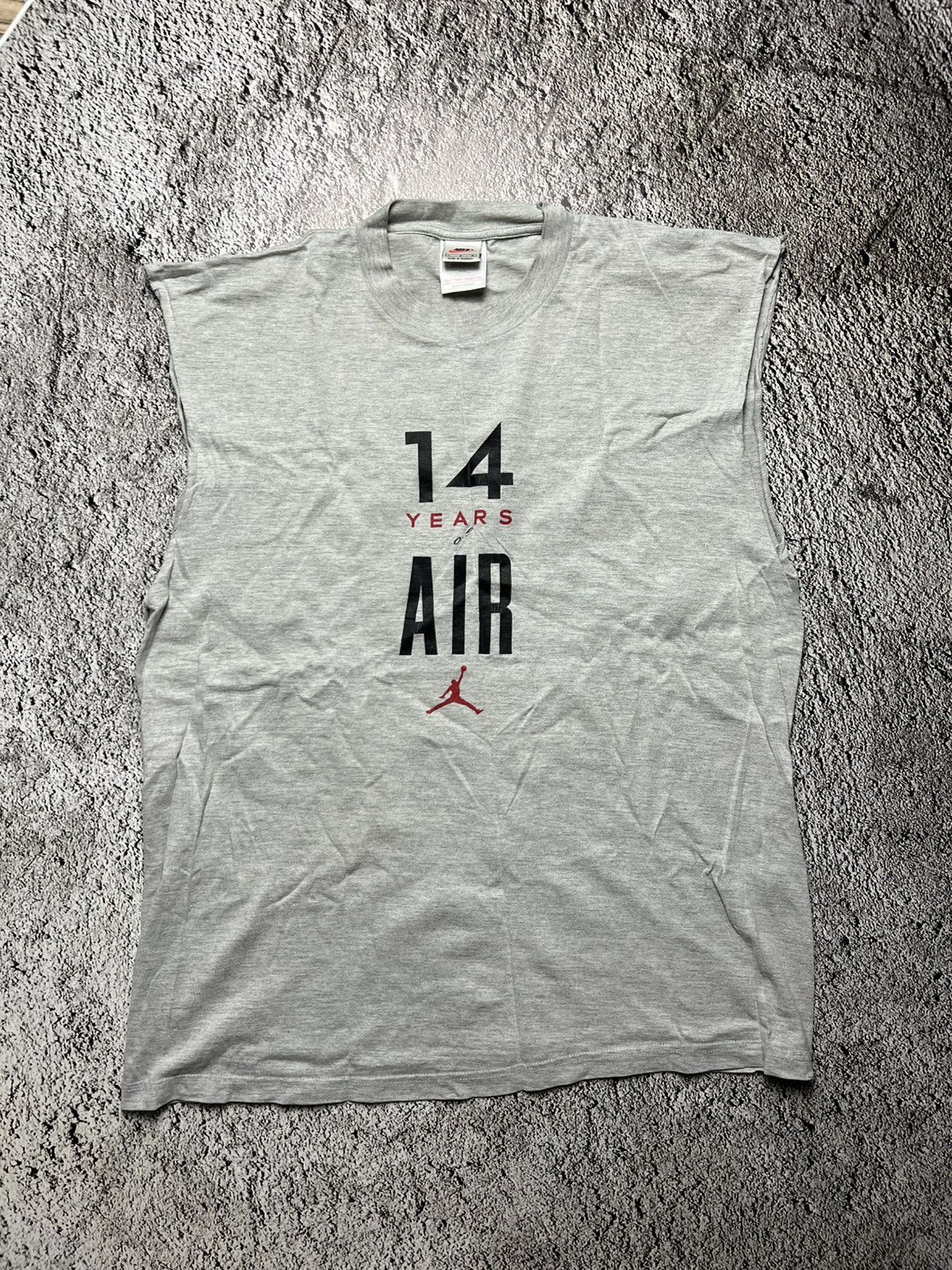 Jordan Brand 1998 Nike air Jordan XIV 14 vintage sleveless tee Size US L / EU 52-54 / 3 - 1 Thumbnail