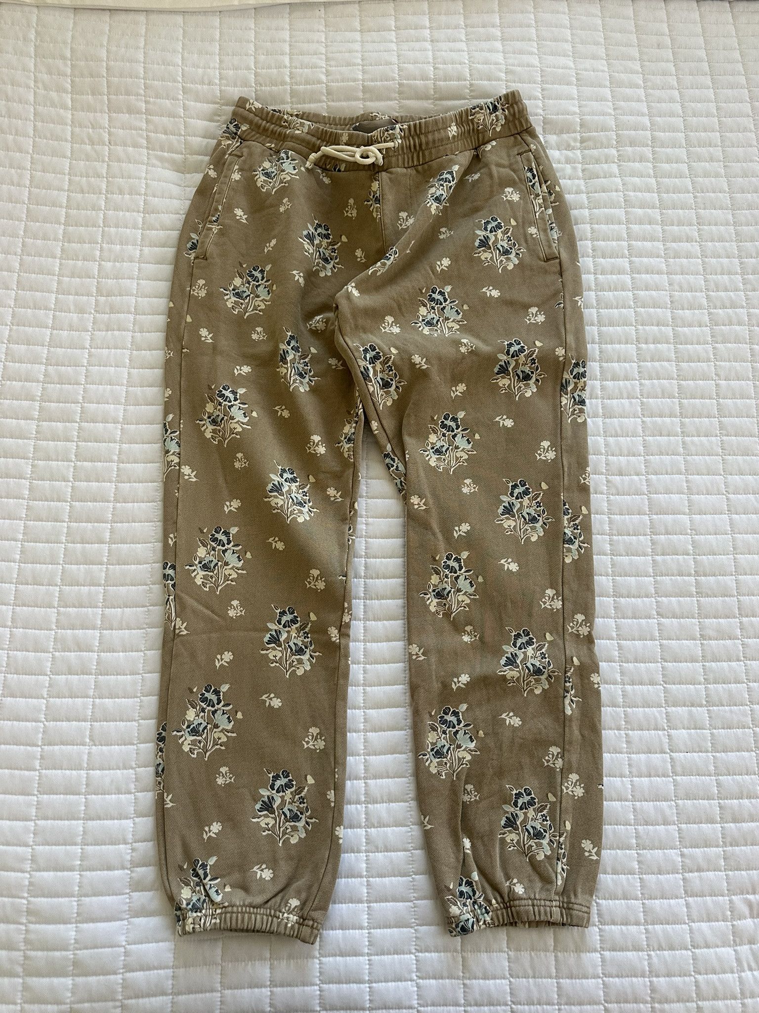 Kith Kith Begonia Floral Williams I Sweatpant 'Canvas' Medium Size US 32 / EU 48 - 1 Thumbnail