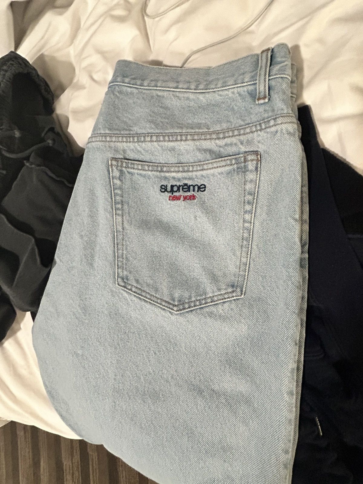 Supreme 見い出せ Baggy Jean Supreme 見い出せ Baggy Jean