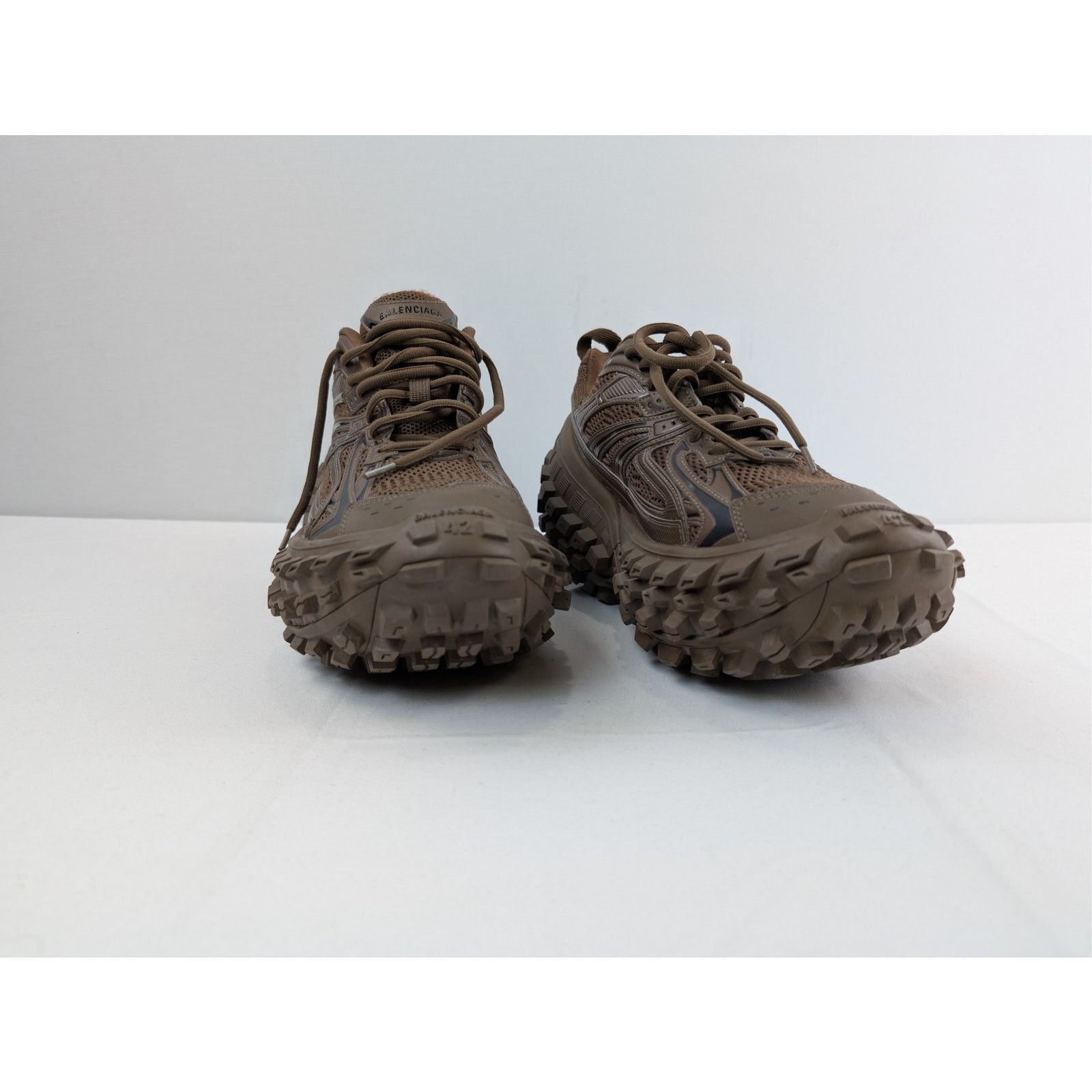 Balenciaga o1rshd1 Monocolor Bouncer Light Worn Out Sneakers in Brown Size US 9 / EU 42 - 5 Thumbnail