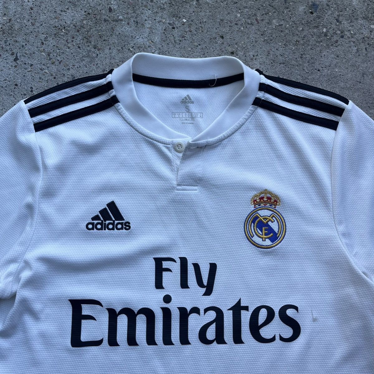 Adidas Adidas Real Madrid 2018/19 home Soccer Jersey La Liga Size US S / EU 44-46 / 1 - 2 Thumbnail