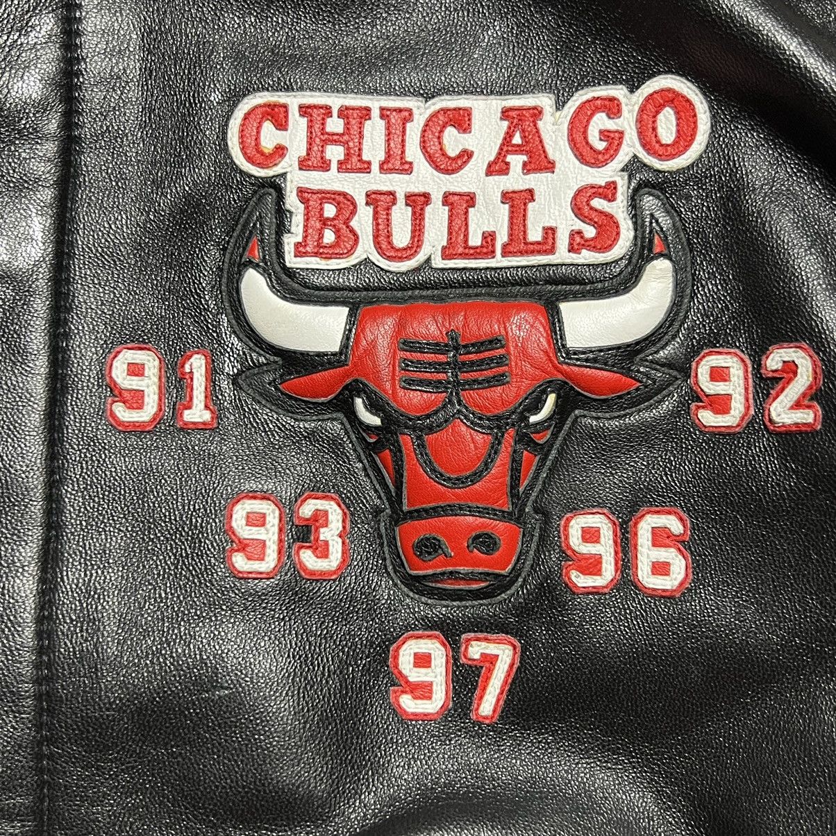 Jeff Hamilton × NBA Jeff Hamilton NBA Bulls 5 Time Champions Leather Jacket Size US M / EU 48-50 / 2 - 4 Thumbnail