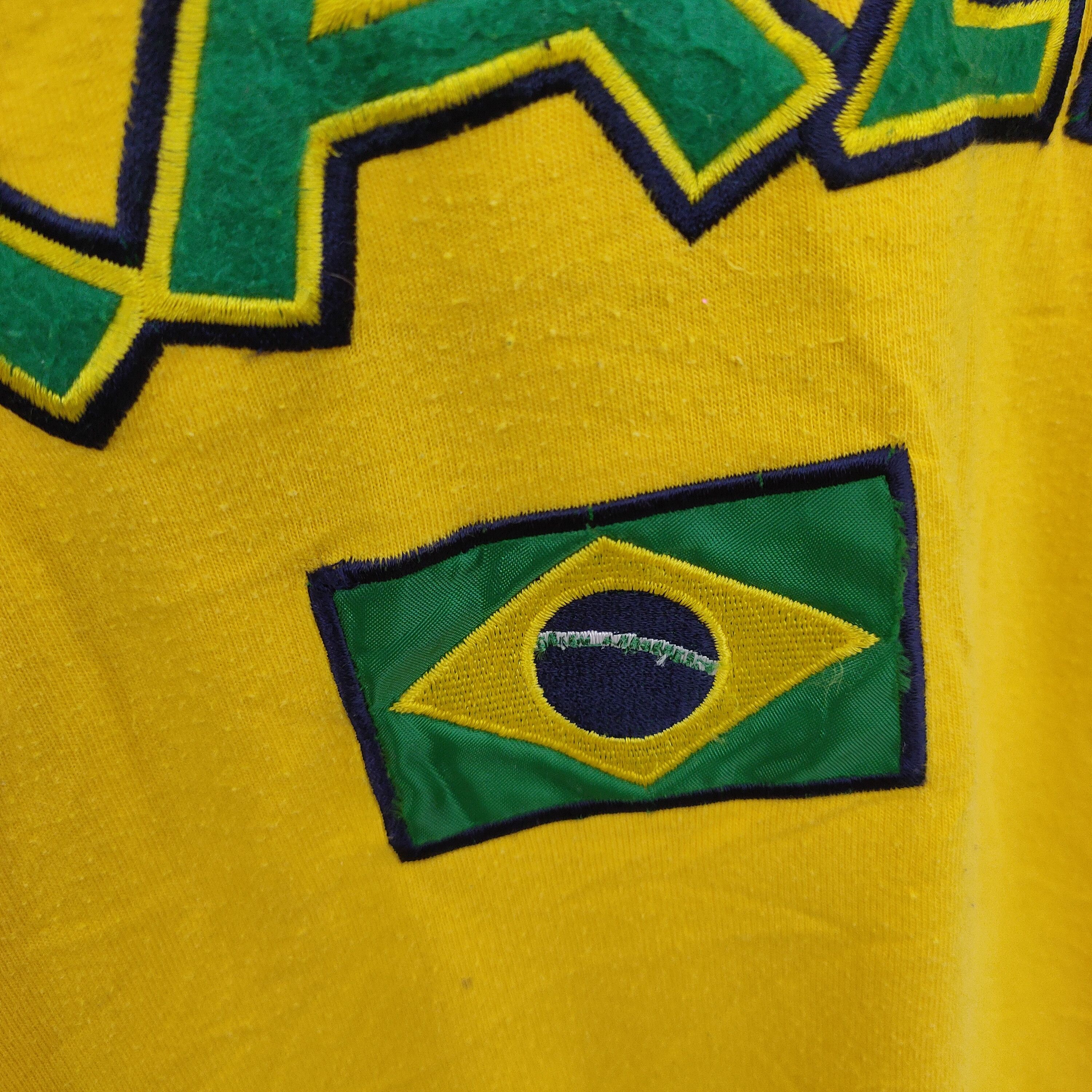 Vintage Brasil t-shirt vintage Brazil tee Size US XL / EU 56 / 4 - 9 Thumbnail