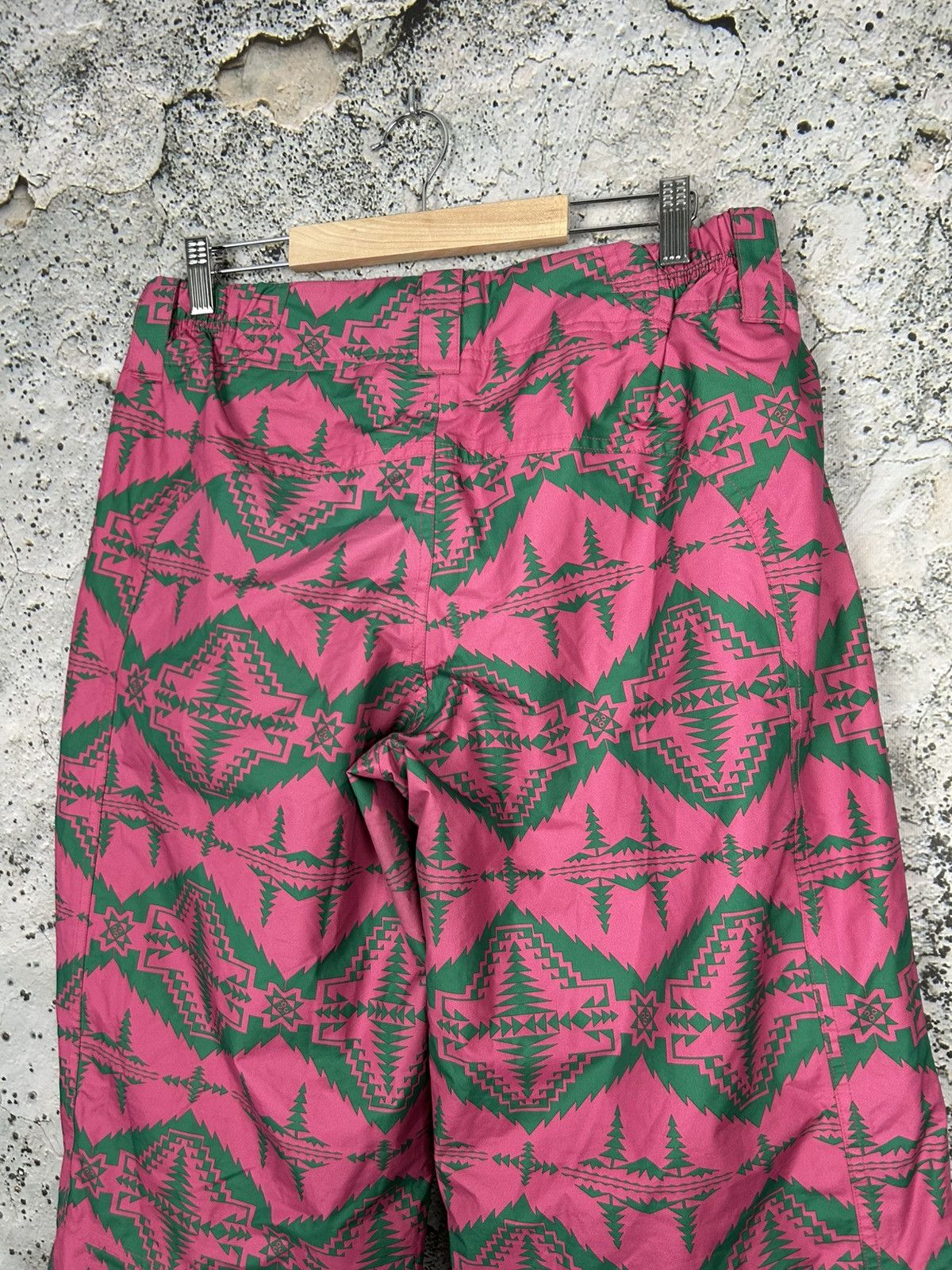 Nike ACG Vintage Nike ACG Snowboarding Outdoor Pants Rare Hype Pink Size US 32 / EU 48 - 6 Thumbnail