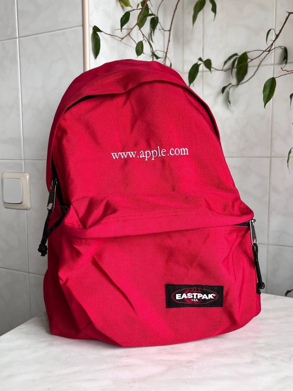 Apple × Eastpak Apple computer's company EASTPAK Backpack bag apple website Size ONE SIZE - 1 Thumbnail
