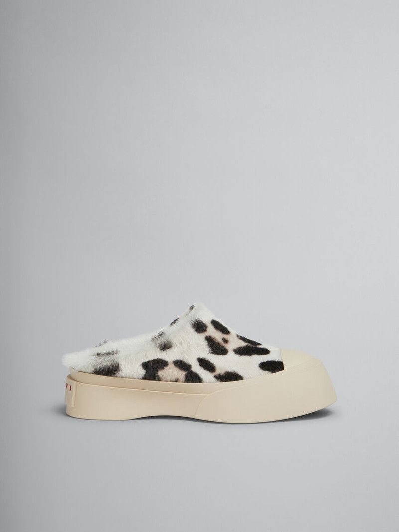 Marni o1w1db11225 Shearling Slides in White Size US 6 / IT 36 - 1 Thumbnail