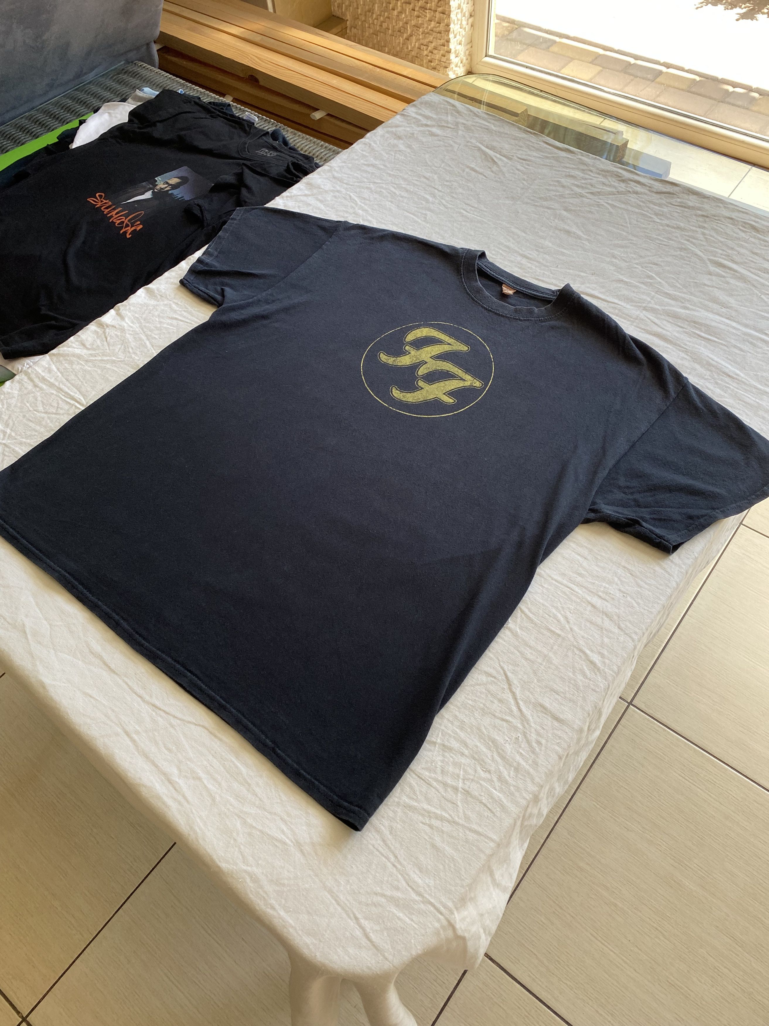 Band Tees Foo Fighters Vintage 2000s Greatest Hits Tee Size US XL / EU 56 / 4 - 12 Thumbnail