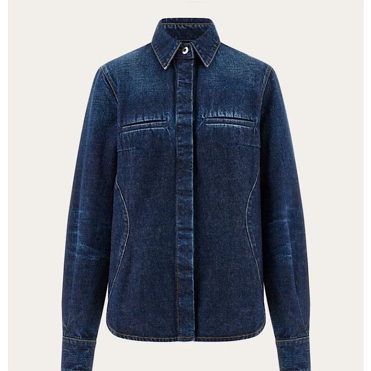 Salvatore Ferragamo o1s1rm0126 Denim Shirt in Blue Size M / US 6-8 / IT 42-44 - 1 Thumbnail