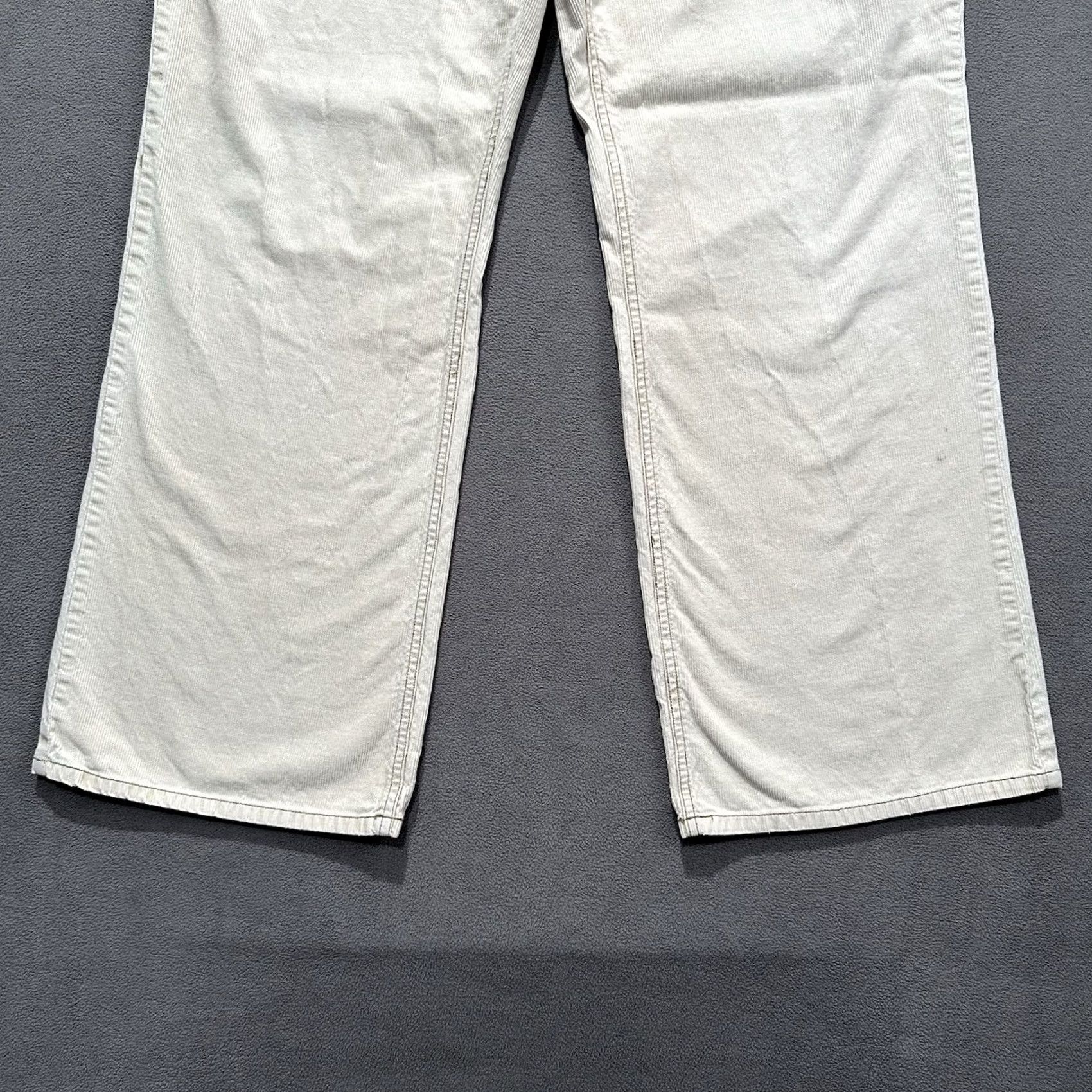 Vintage VINTAGE Aeropostale Pants Mens 38x30 Cream Corduroy Boot Wide Leg Y2K 90s Beige Size US 38 / EU 54 - 5 Thumbnail