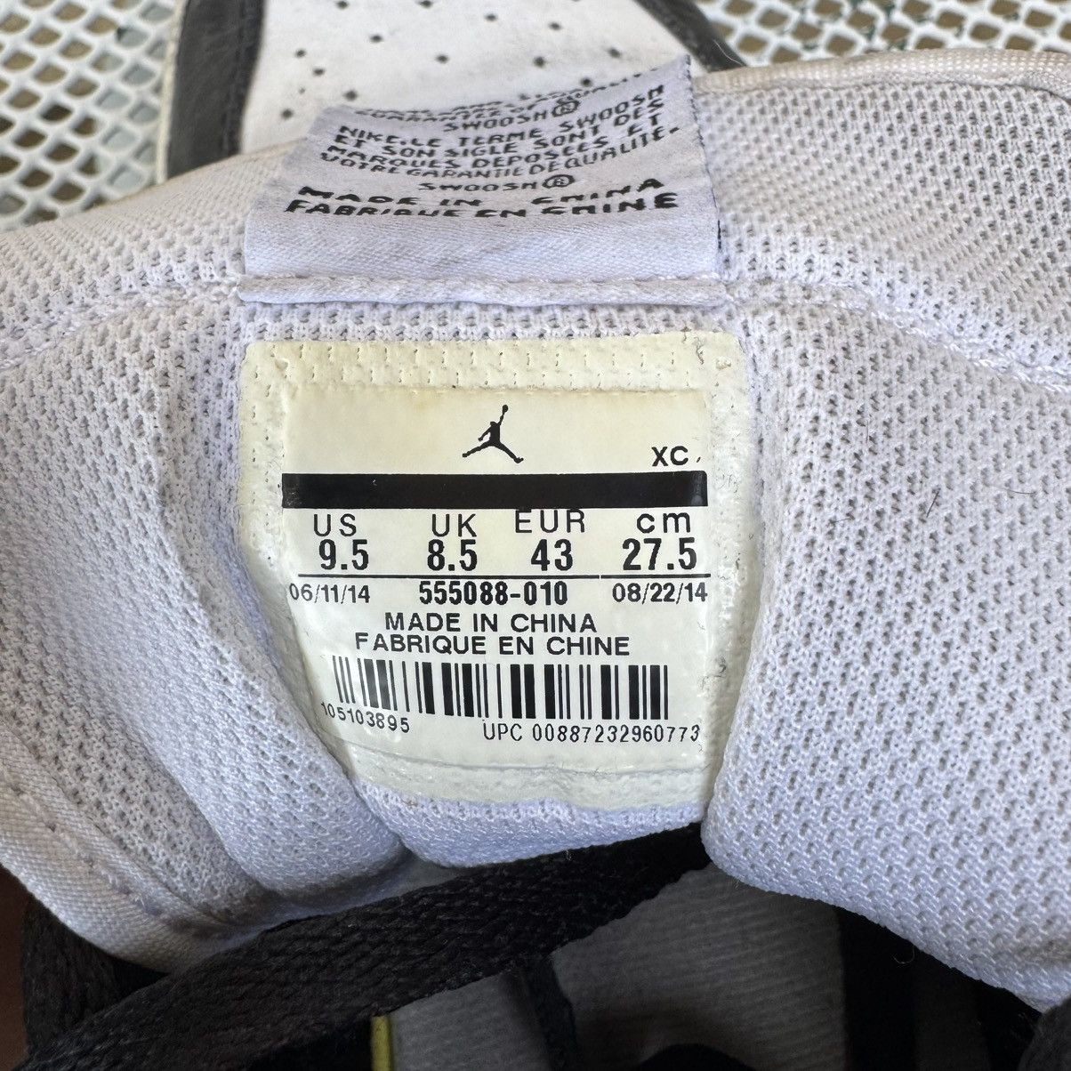 Jordan Brand Retro Jordan 1 Black White 2014 Size US 9.5 / EU 42-43 - 2 Thumbnail