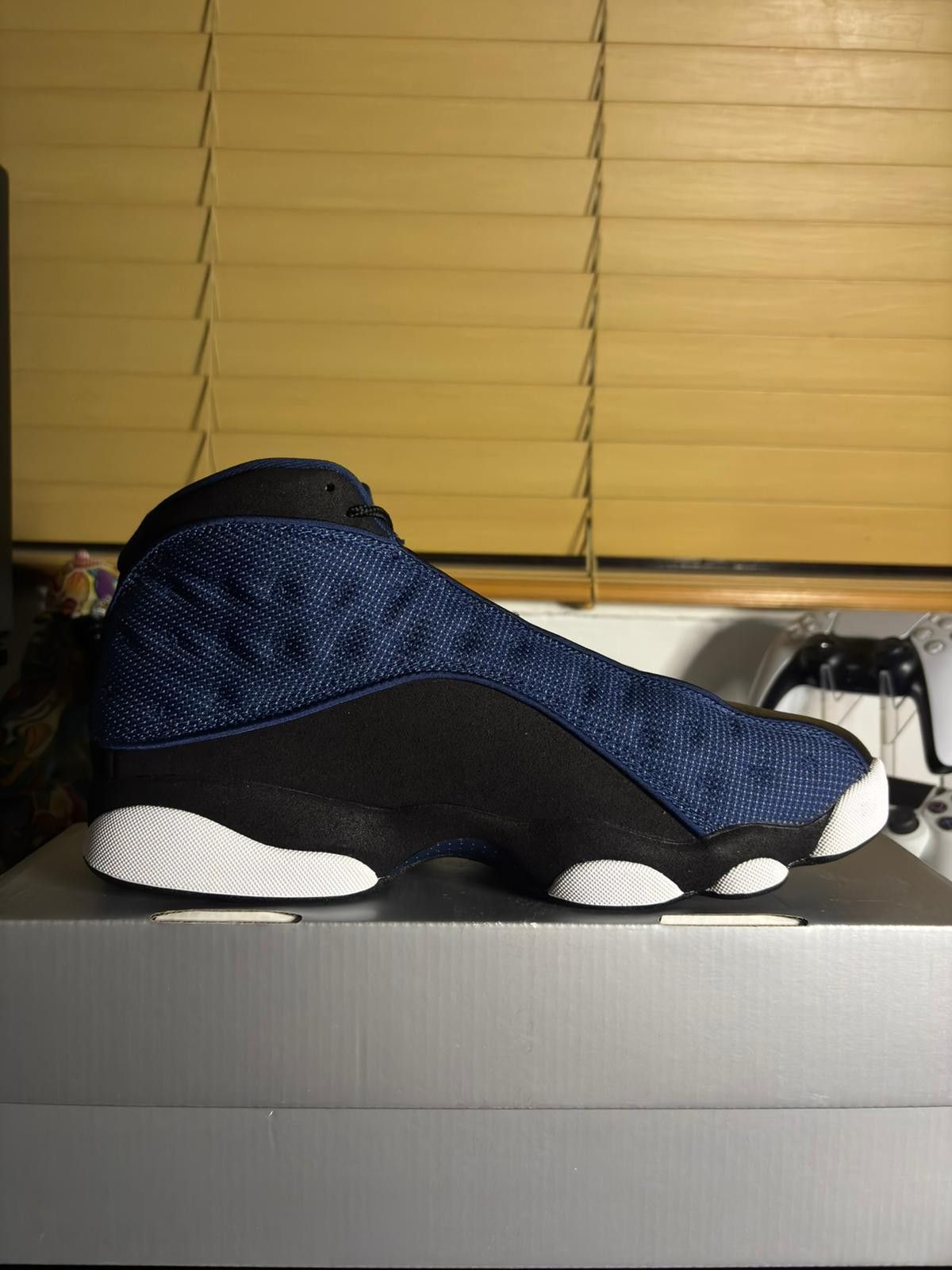 Jordan Brand Nike Air Jordan 13 Retro Black "University Blue" Size US 11 / EU 44 - 1 Thumbnail