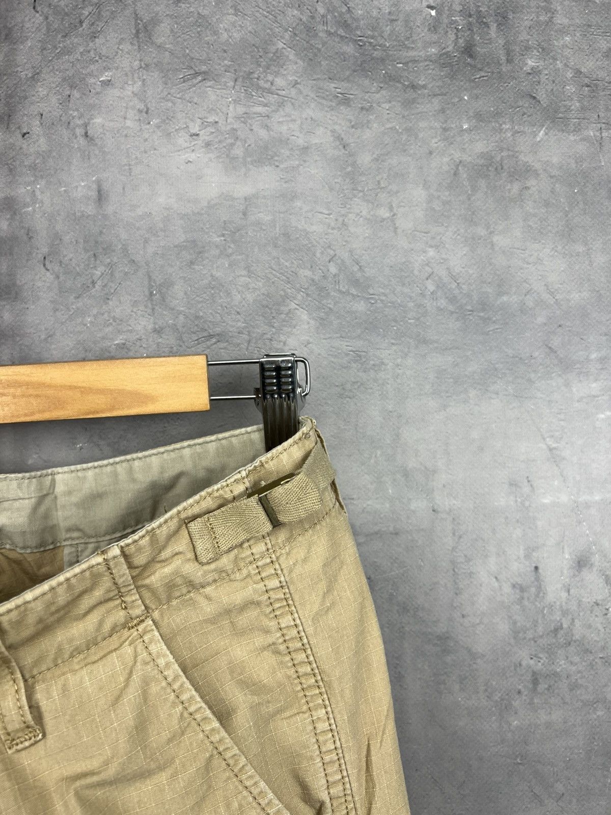 Carhartt vintage carhartt cargo pants beige size 30 X 32 Size US 30 / EU 46 - 9 Thumbnail