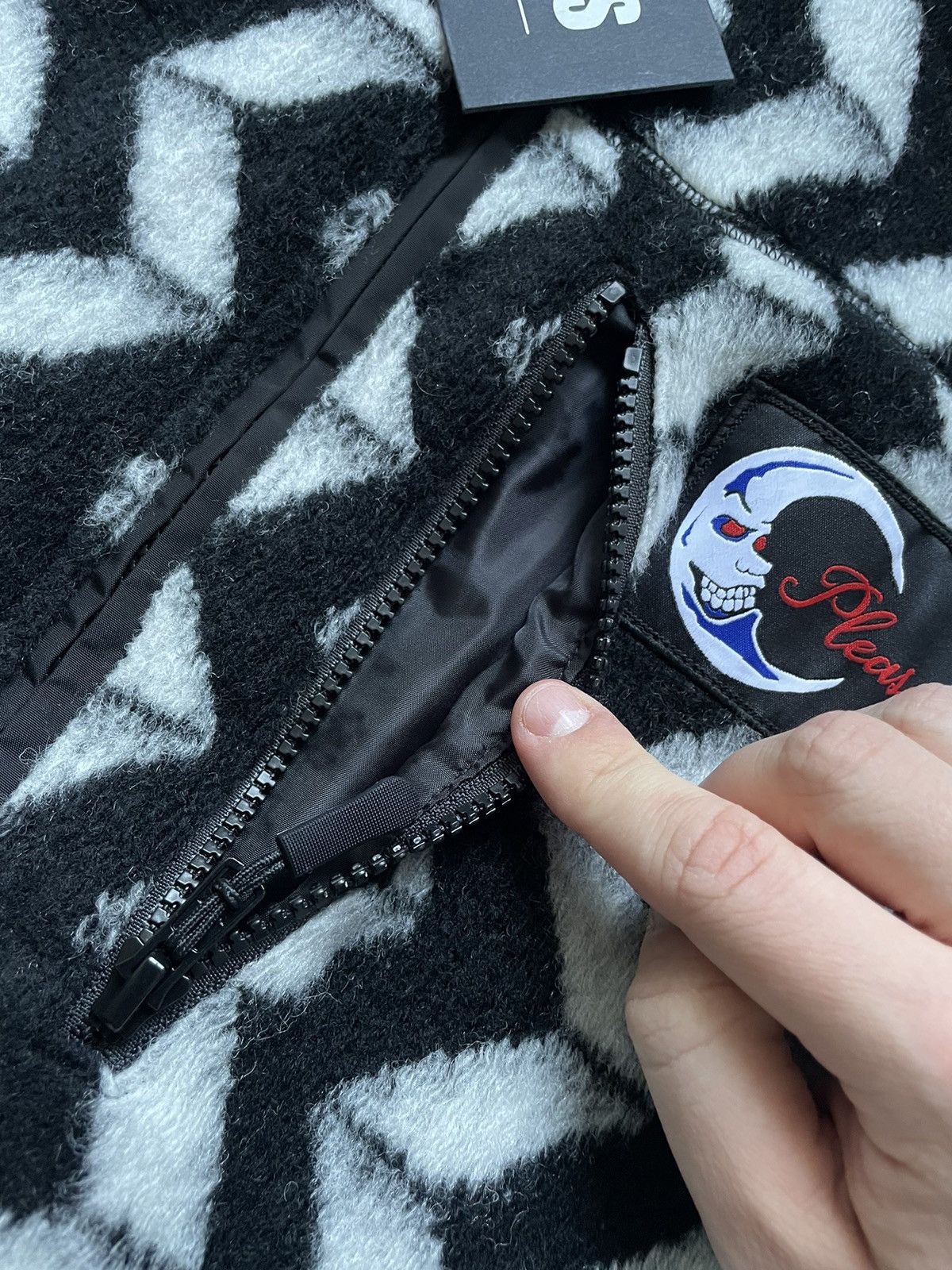 Pleasures Skate Y2K Rare Pleasures Wool Fleece Drifter Fuzzy Jacket L Size US L / EU 52-54 / 3 - 11 Thumbnail