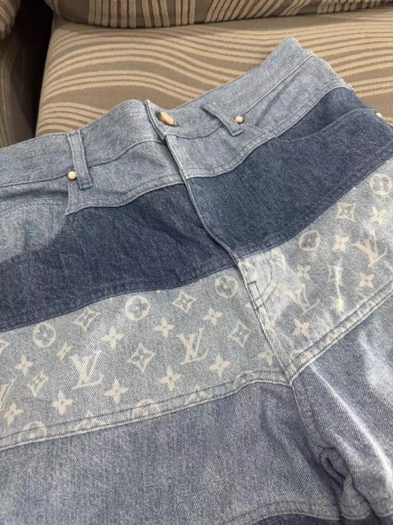 Louis Vuitton Lv New Denim Shorts Size US 32 / EU 48 - 3 Thumbnail