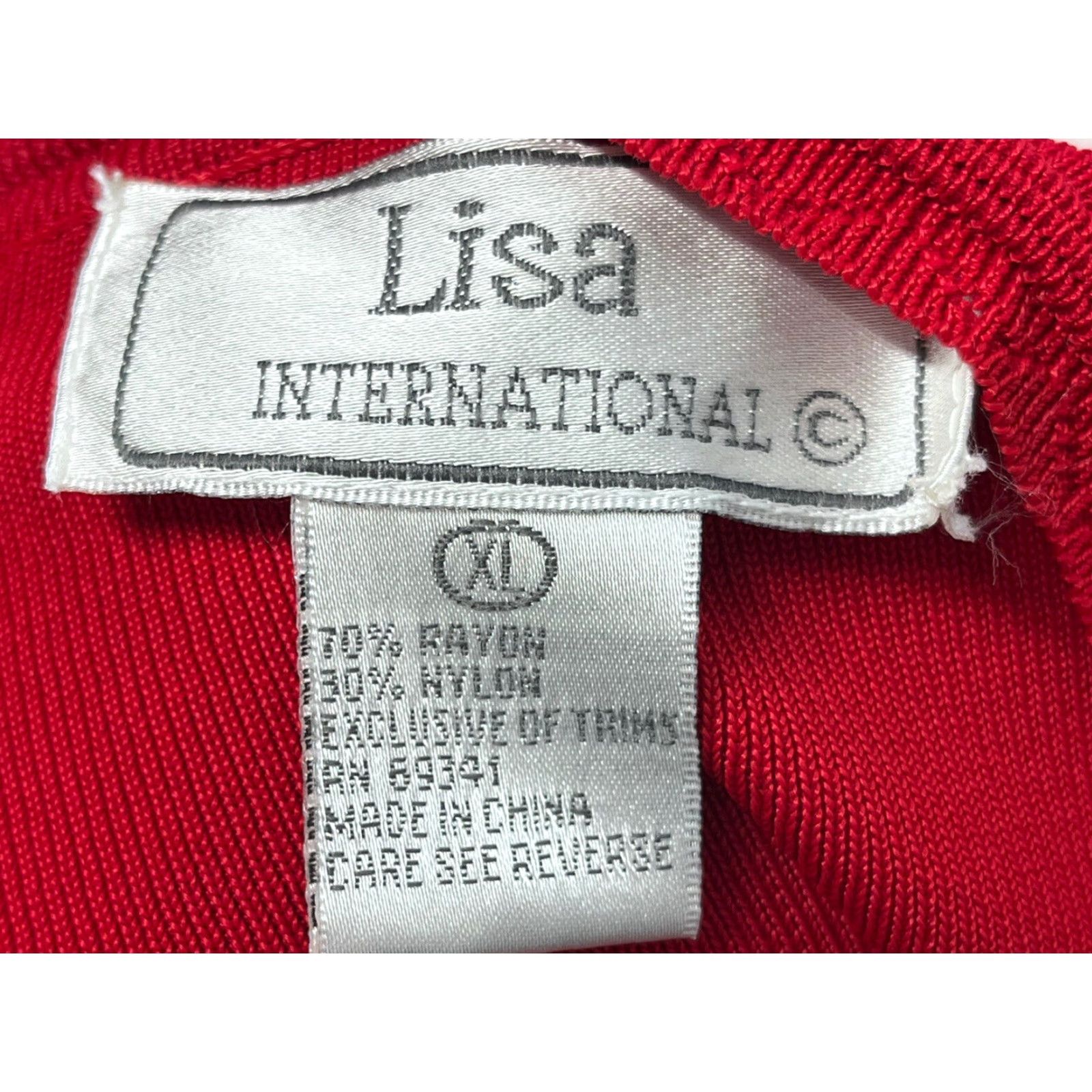 Vintage VINTAGE Lisa International Christmas Sweater Women's Red Beaded XL Pullover Knit Size XL / US 12-14 / IT 48-50 - 6 Thumbnail
