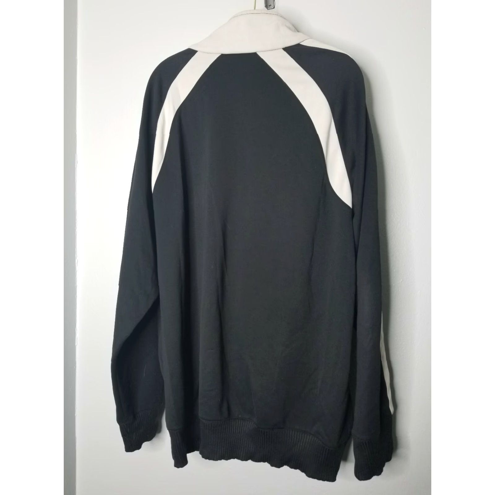 Nike VINTAGE Nike Track Jacket Mens XL Black White Zip Up Flying Foot/Wings AIR Size US XL / EU 56 / 4 - 4 Thumbnail