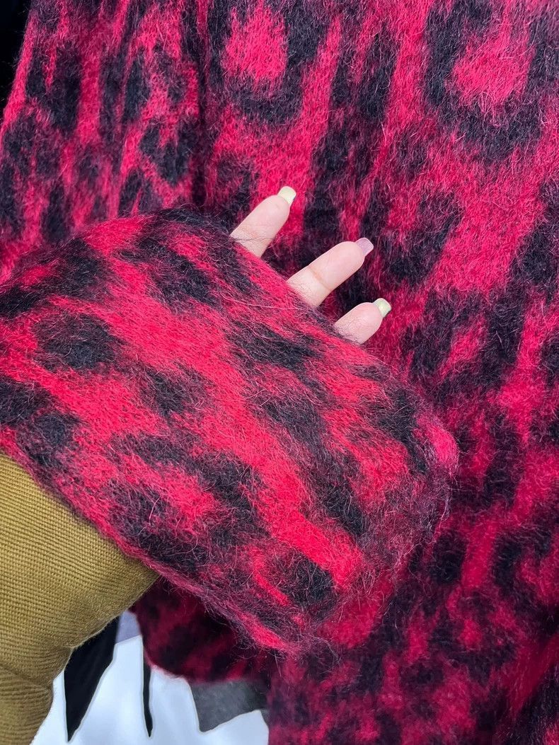 Saint Laurent Paris Saint Laurent Paris Leopard print sweater from the first ye Size US M / EU 48-50 / 2 - 2 Thumbnail