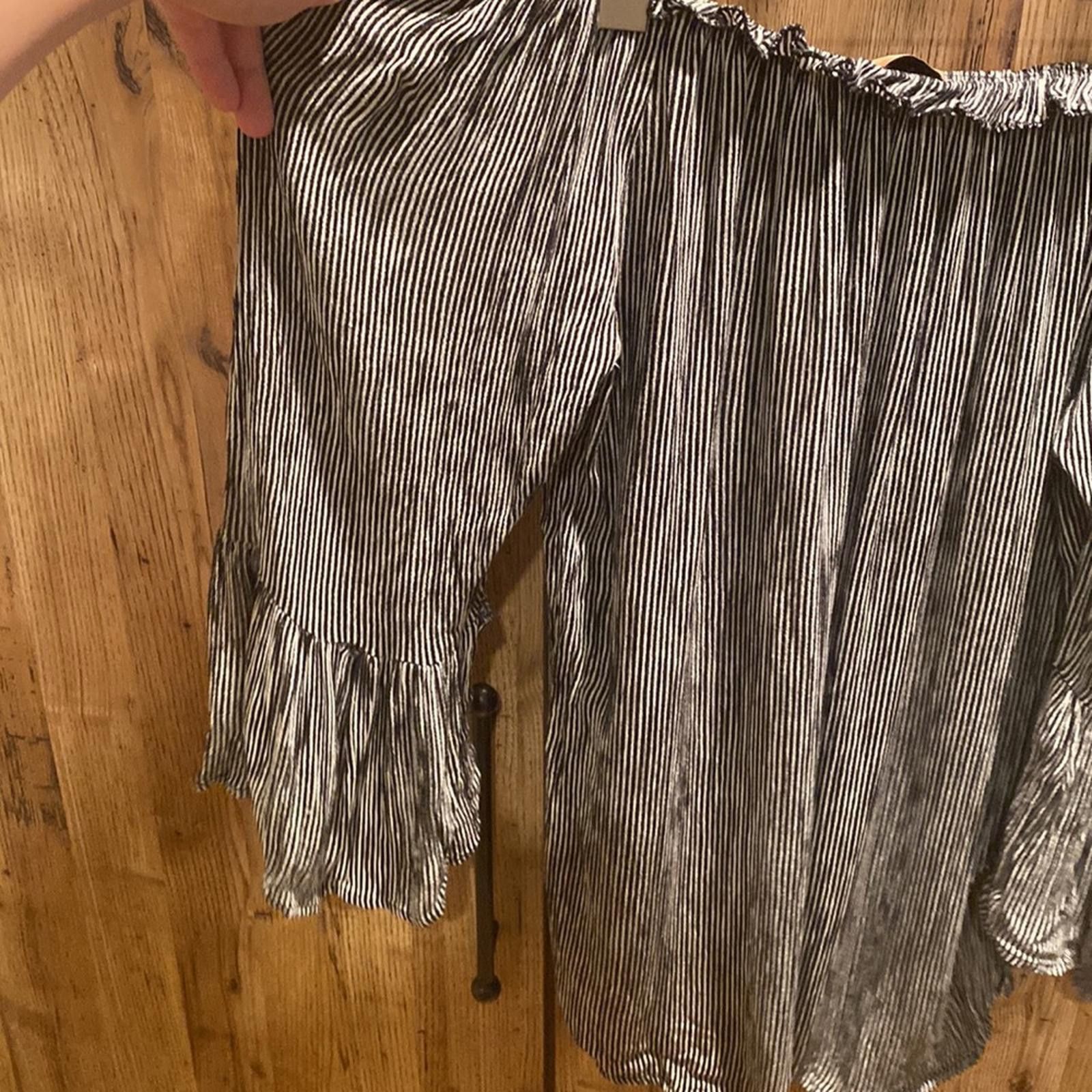 Other Black and white striped off the shoulder top Size L / US 10 / IT 46 - 4 Thumbnail