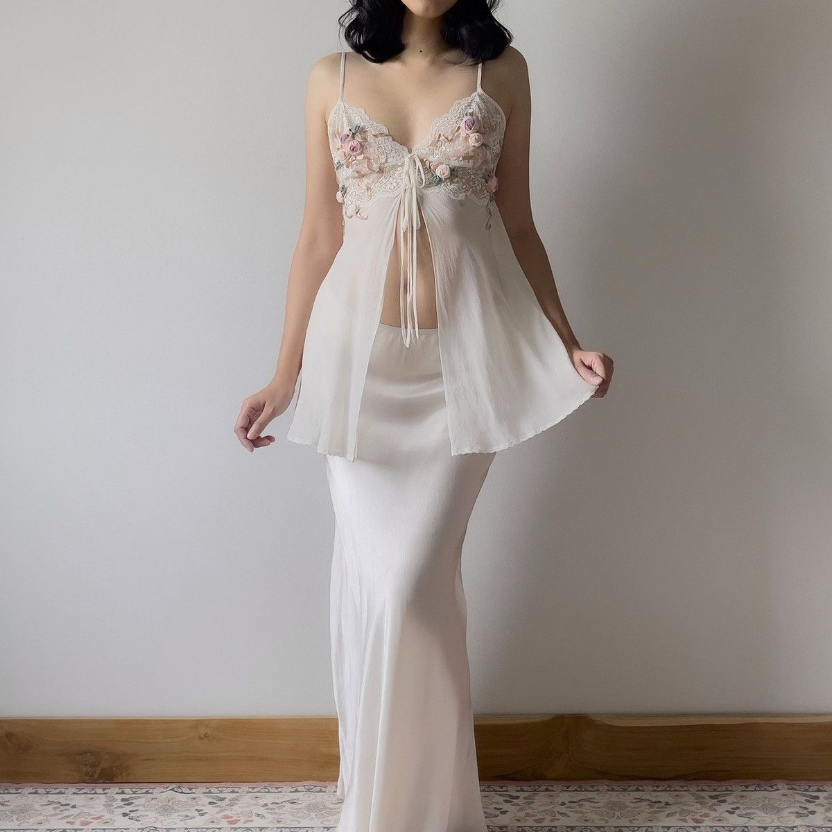 Victoria's Secret Victoria’s Secret Ivory Silk Chiffon Camisole (M) Size M / US 6-8 / IT 42-44 - 7 Thumbnail