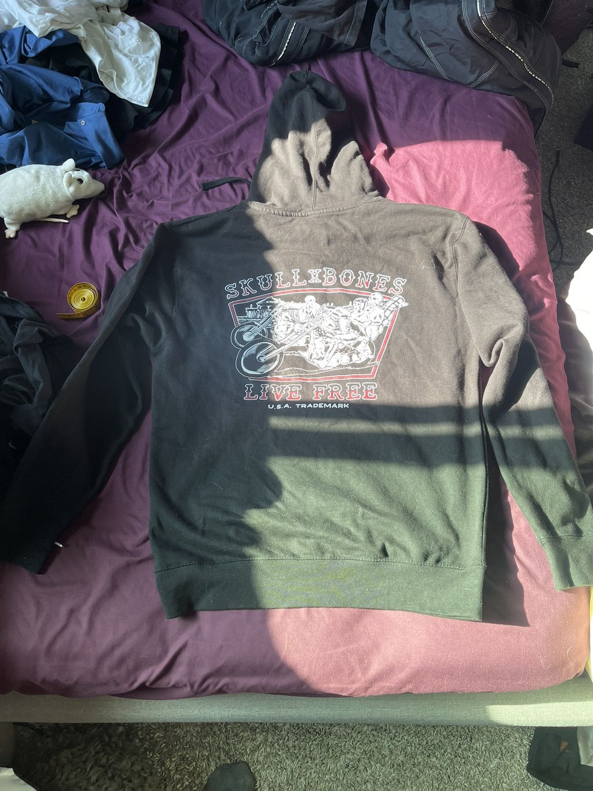 Vintage skullxbones hoodie Size US L / EU 52-54 / 3 - 4 Thumbnail