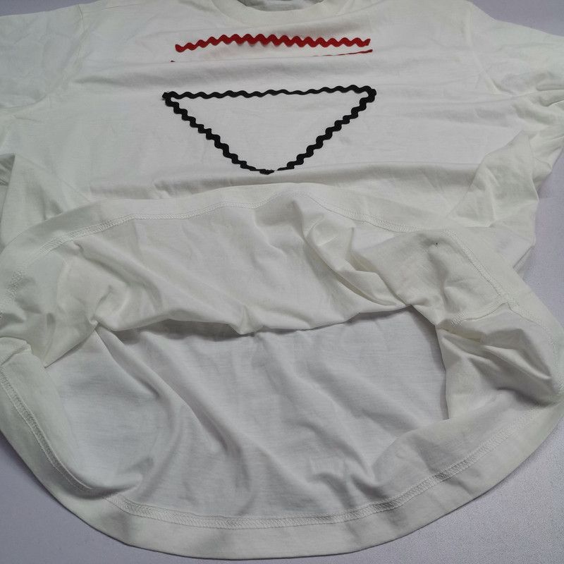 Prada Prada SS23 Casual Tshirt with Triangle Design-2506 Size US S / EU 44-46 / 1 - 1 Thumbnail