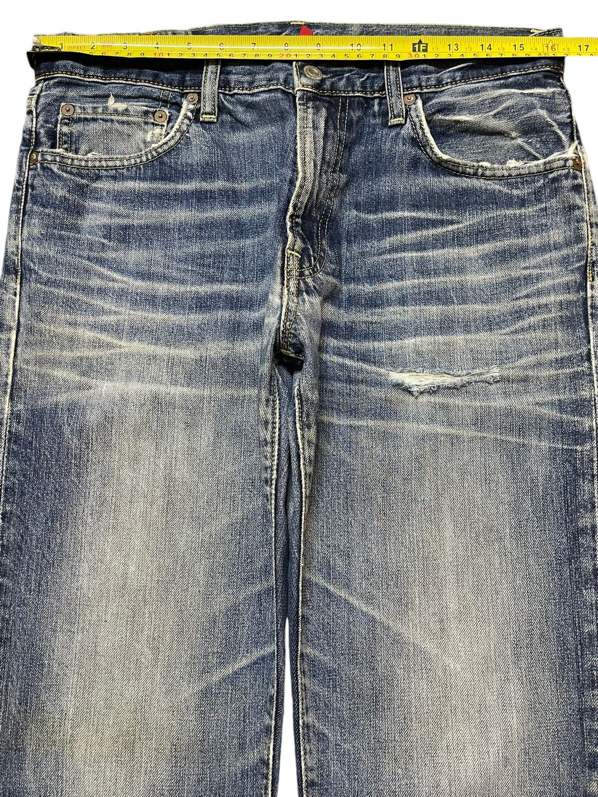 Uniqlo Vintage Y2K Uniqlo Blue Faded Wash Whiskers Straight Leg Fit Size US 32 / EU 48 - 11 Thumbnail