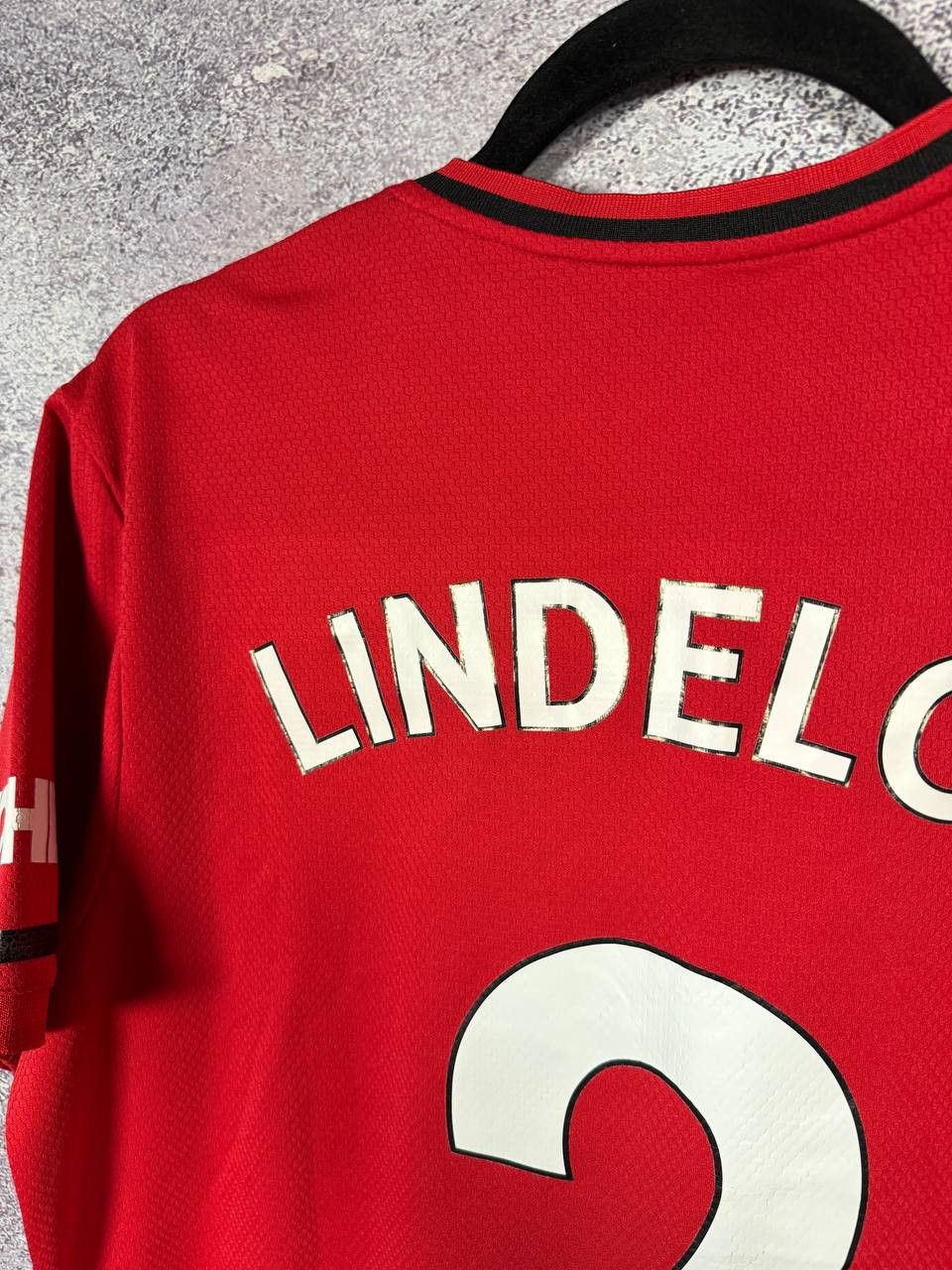 Vintage LINDELOF Manchester United 2019/20 Fan Soccer Jersey Medium Size US M / EU 48-50 / 2 - 12 Thumbnail