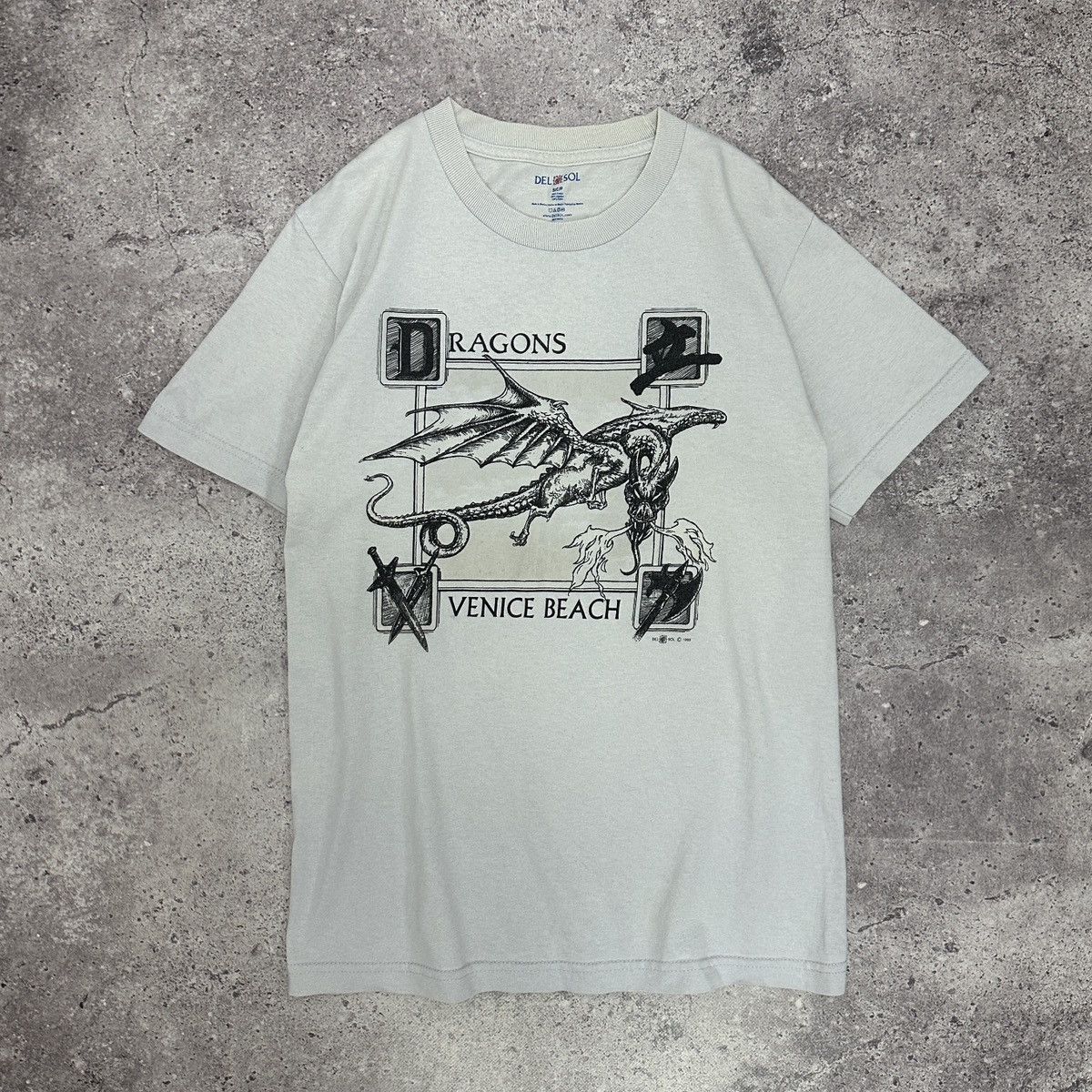 Vintage Vintage 90s Del Sol Dragon grey tee Surf style Australia y2k Size US S / EU 44-46 / 1 - 1 Thumbnail