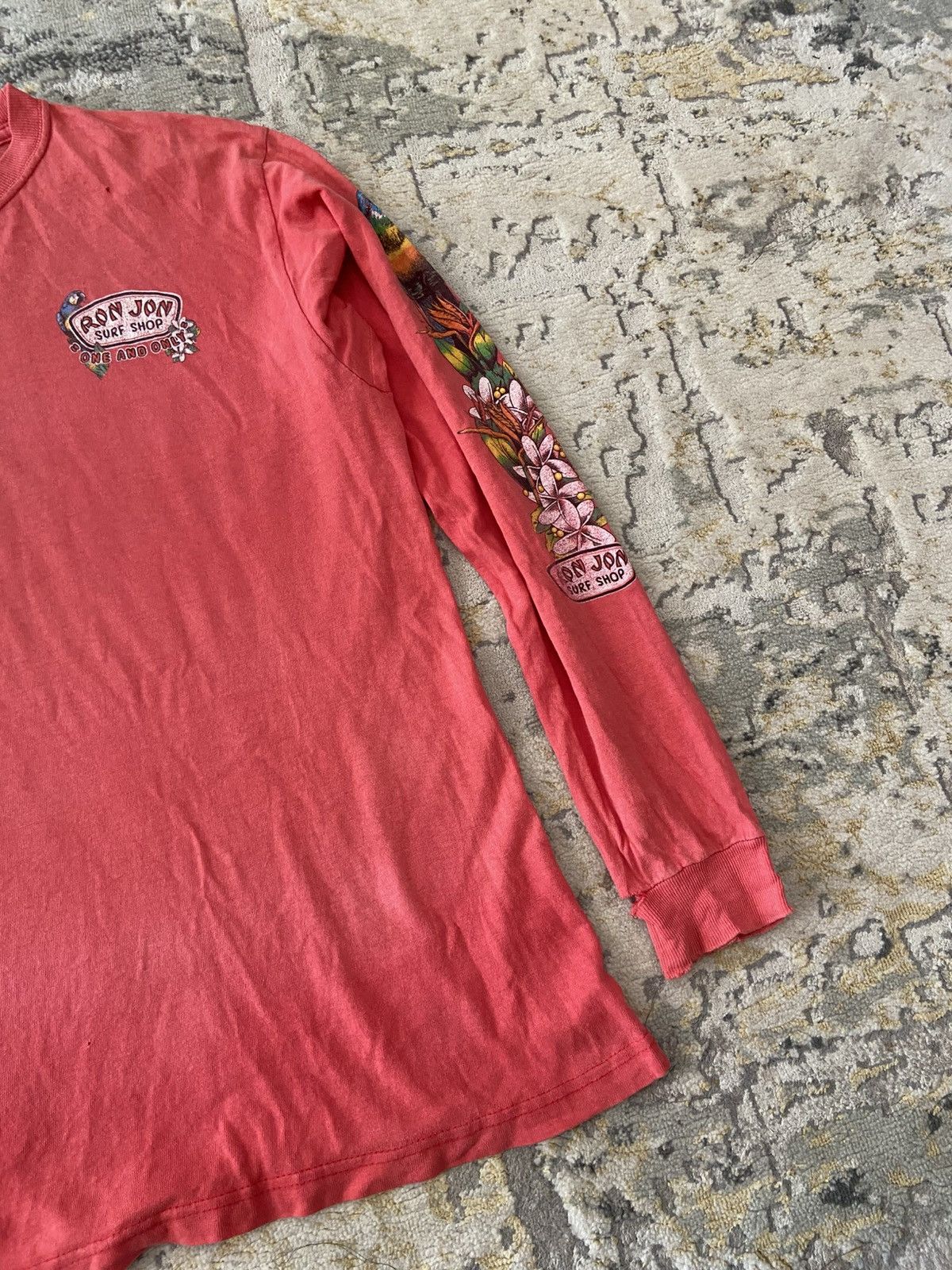 Ron Jon Surf Shop VINTAGE RON JON SURF ONE AND ONLY LONGSLEEVE Size US M / EU 48-50 / 2 - 10 Thumbnail
