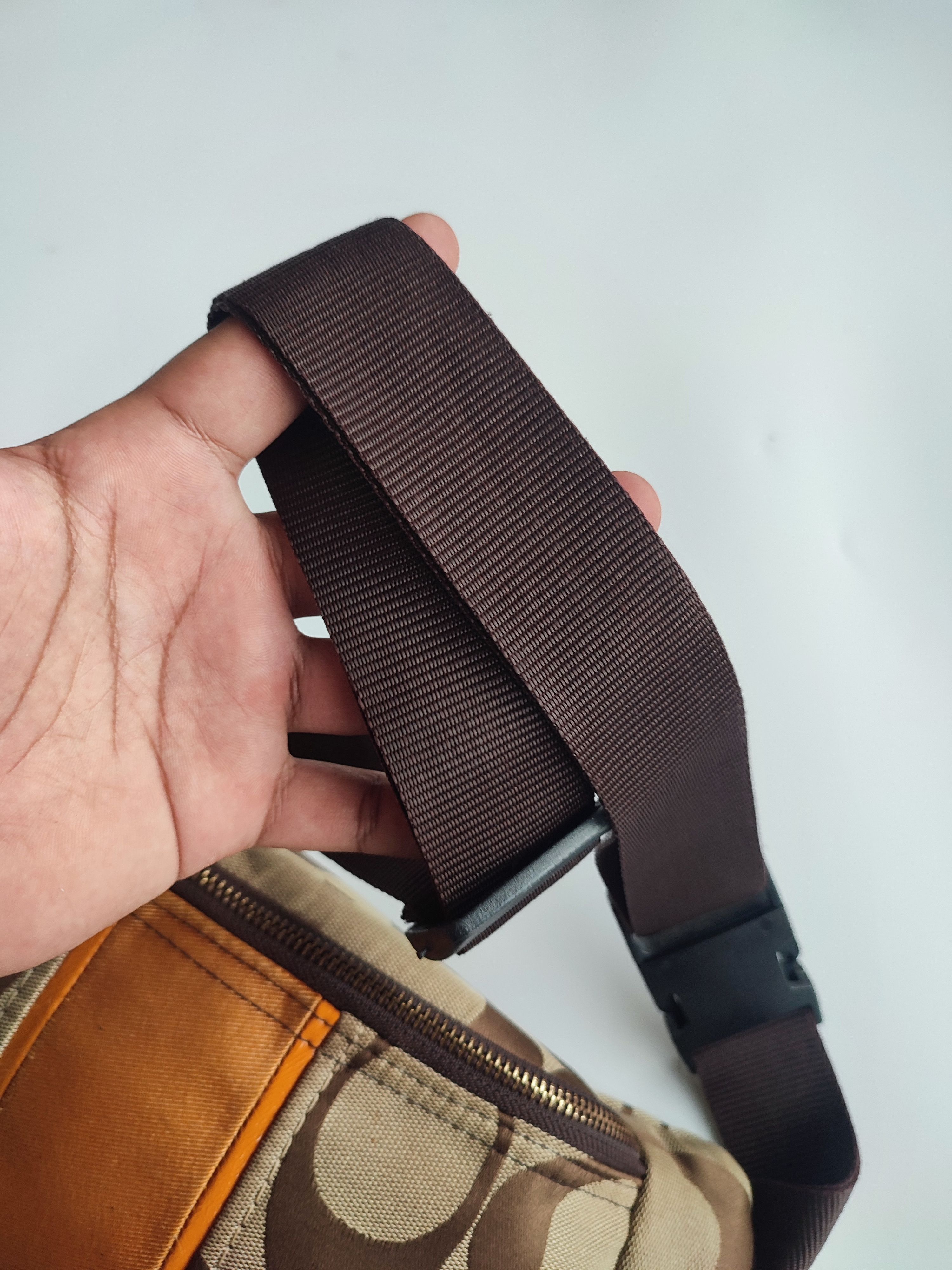 Coach × Designer COACH CC LOGO POUCHBAG Size ONE SIZE - 7 Thumbnail