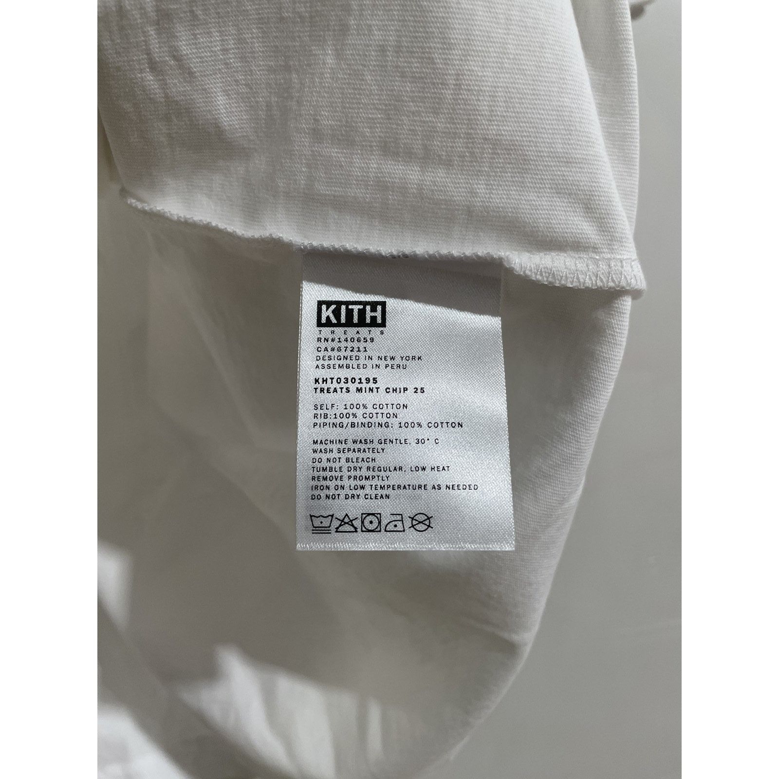 Kith KITH TREATS MINT CHIP WHITE TEE SIZE LARGE NEW Size US L / EU 52-54 / 3 - 3 Thumbnail