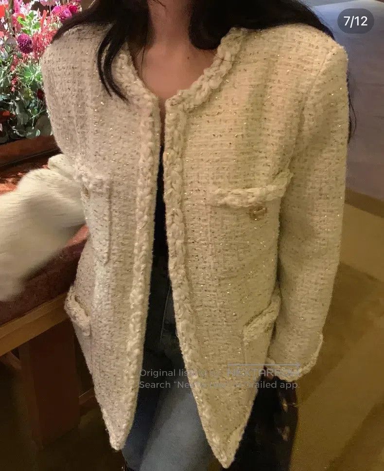 Chanel Chanel 16A Roman series show gold tweed four-pocket jacket Size XXS / US 00 / IT 34 - 3 Thumbnail