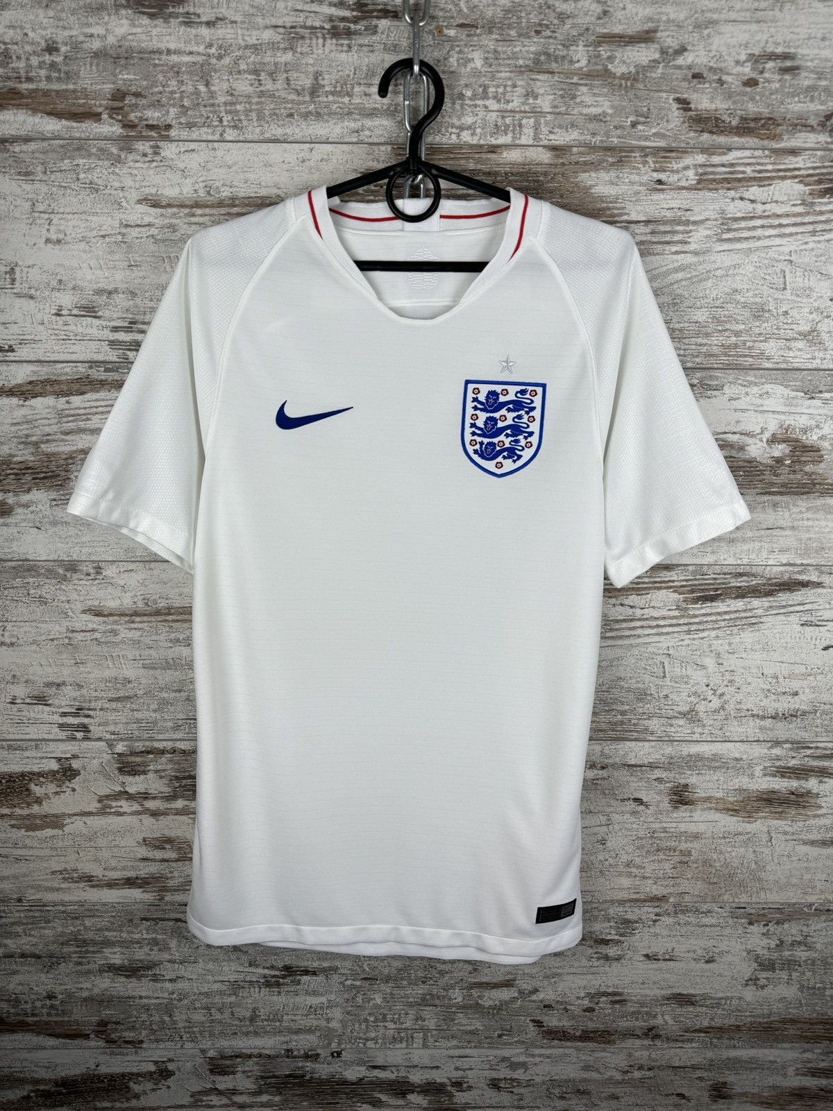Nike Mens Nike England National Team T-shirt soccer jersey tee OG Size US S / EU 44-46 / 1 - 1 Thumbnail