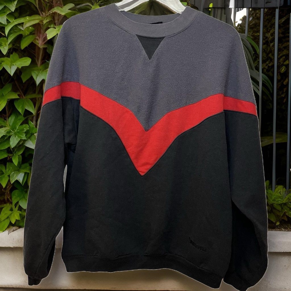 Vintage 80s White Stag Chevron Striped Crewneck Sweatshirt Sweater M Size L / US 10 / IT 46 - 1 Thumbnail