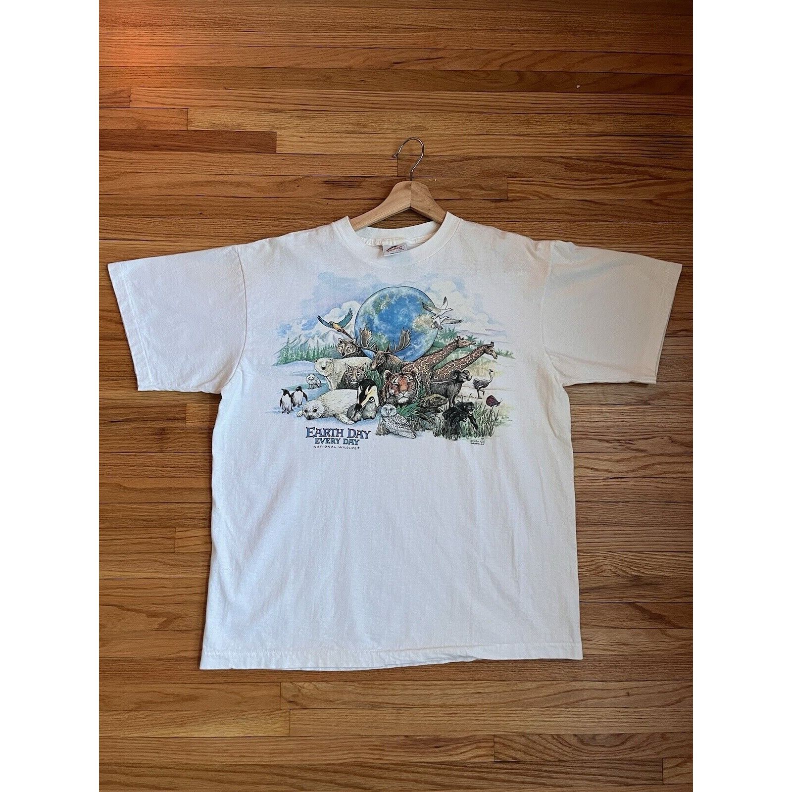 Vintage VINTAGE EARTH DAY ANIMALS SINGLE STITCH T SHIRT XL 1990s 80s Size US XL / EU 56 / 4 - 2 Thumbnail