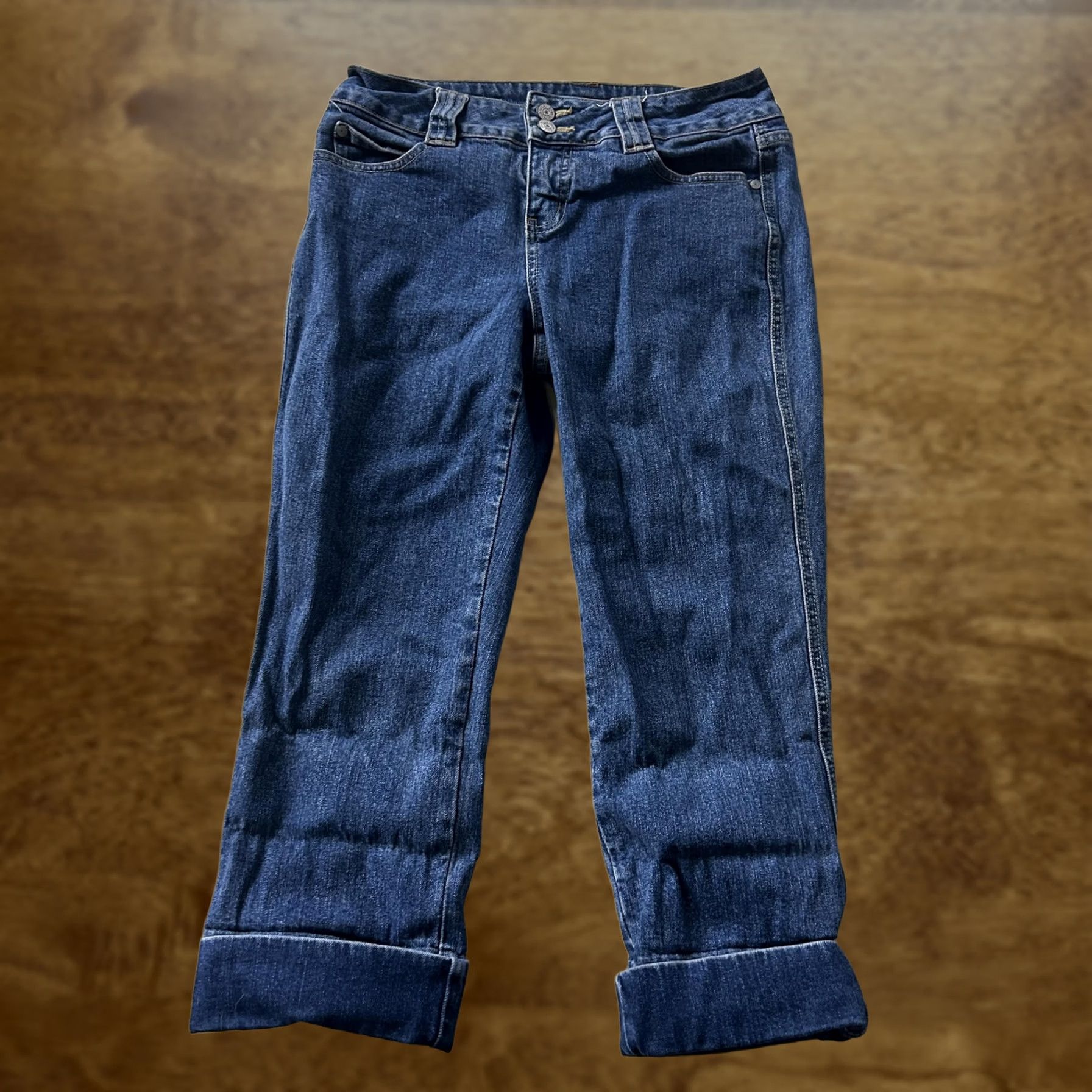 Faded Glory Faded Glory Jeans Womens Medium Wash Denim Capri Crop Stretch Zip 6 Regular Midi Rise Women Boys Girls Mens Size 28" / US 6 / IT 42 - 1 Thumbnail