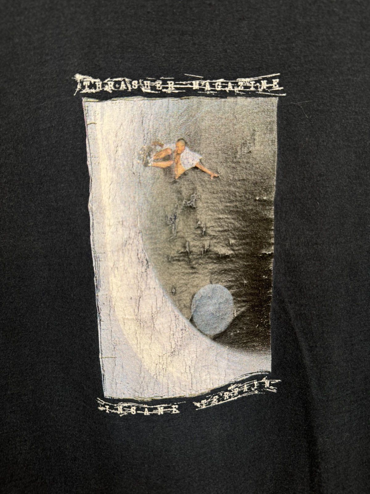 Thrasher Vintage Thrasher Magazine 90s T shirt Insane Terrain L Blue Size US L / EU 52-54 / 3 - 6 Thumbnail