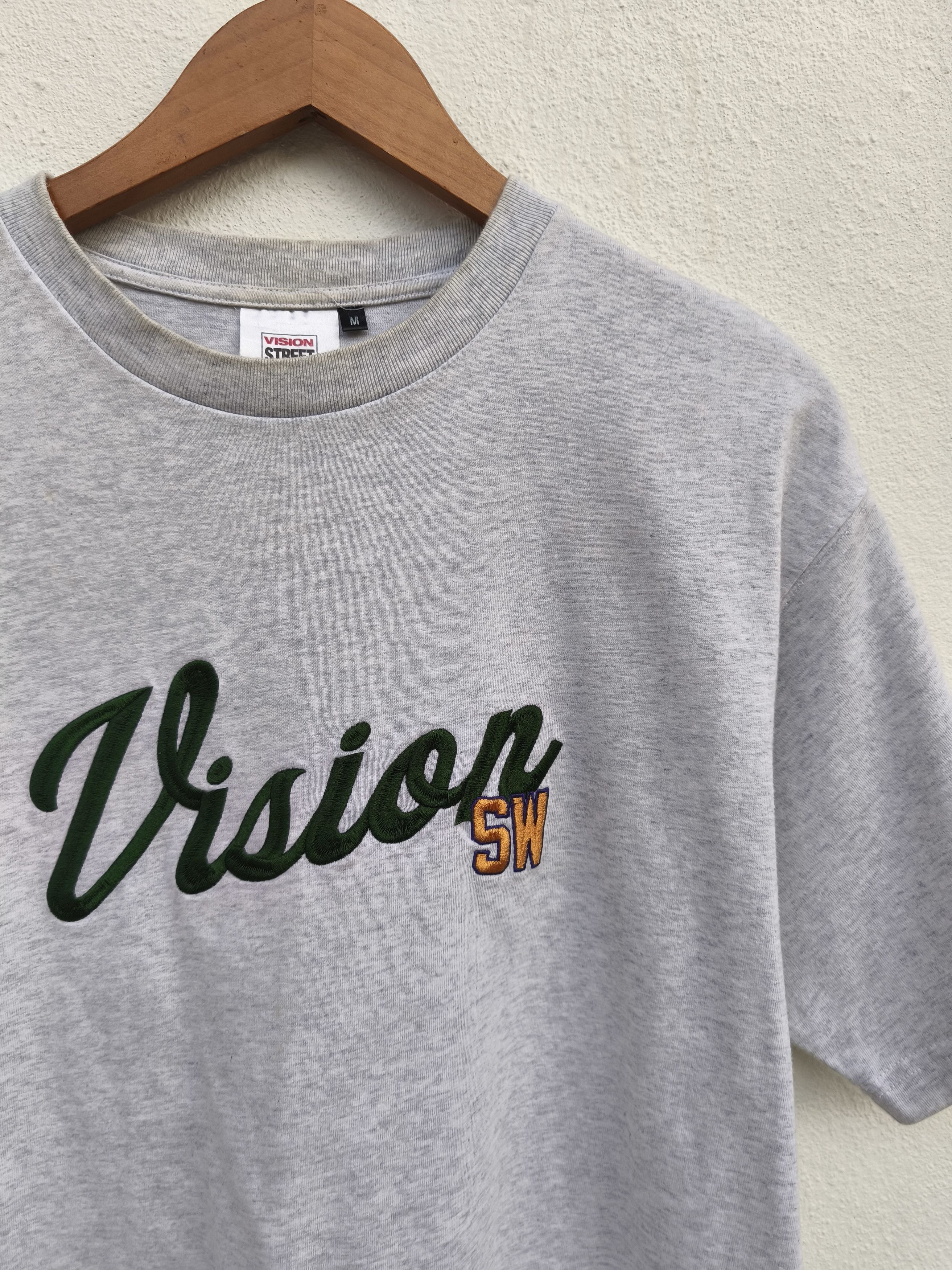 Vision Streetwear 🔥 Vision Streetwear t shirt embroidery spell out Size US M / EU 48-50 / 2 - 1 Thumbnail