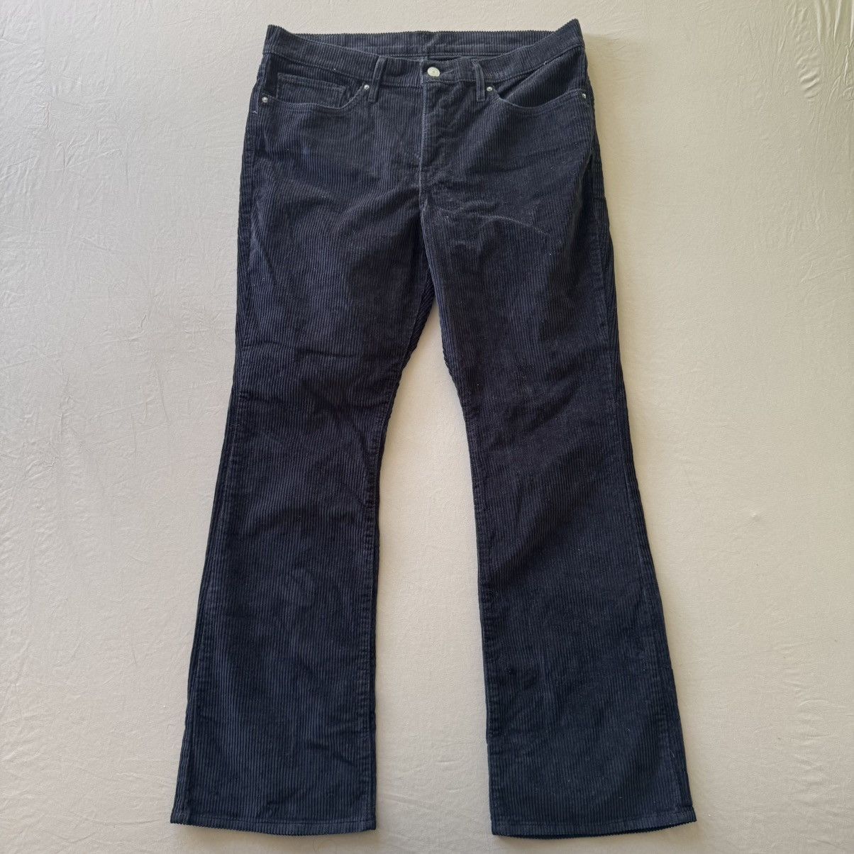 Levi's Levi’s 315 SHAPING BOOTCUT CORDUROY JEANS Size 33" - 2 Thumbnail