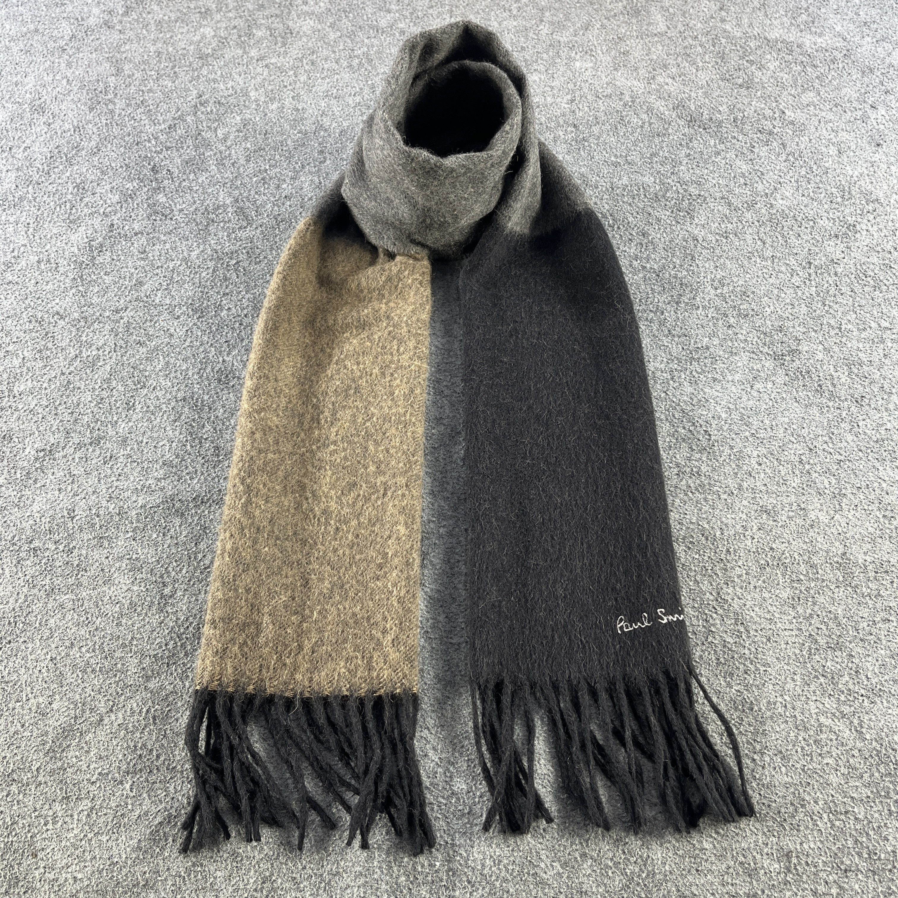 Paul Smith Paul Smith Scarf / Muffler / Neckwear T1369 Size ONE SIZE - 1 Thumbnail